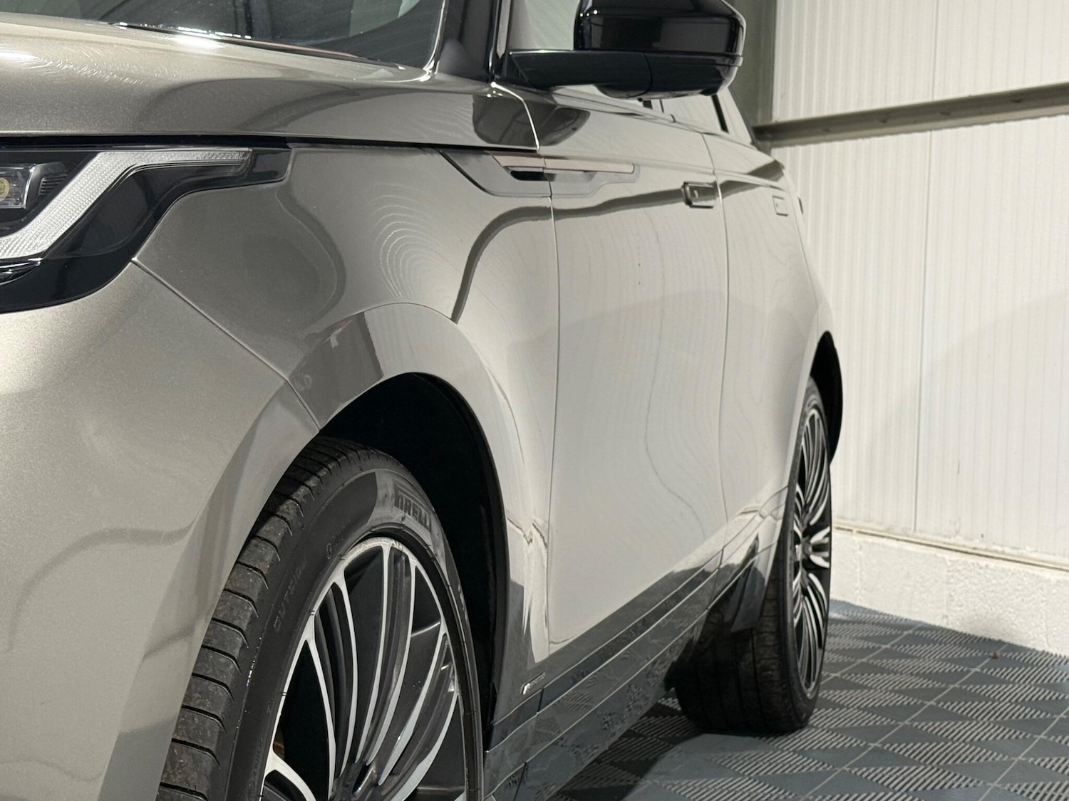 Used Land Rover Range Rover Velar 2017 for sale - 77016514: Photo 84