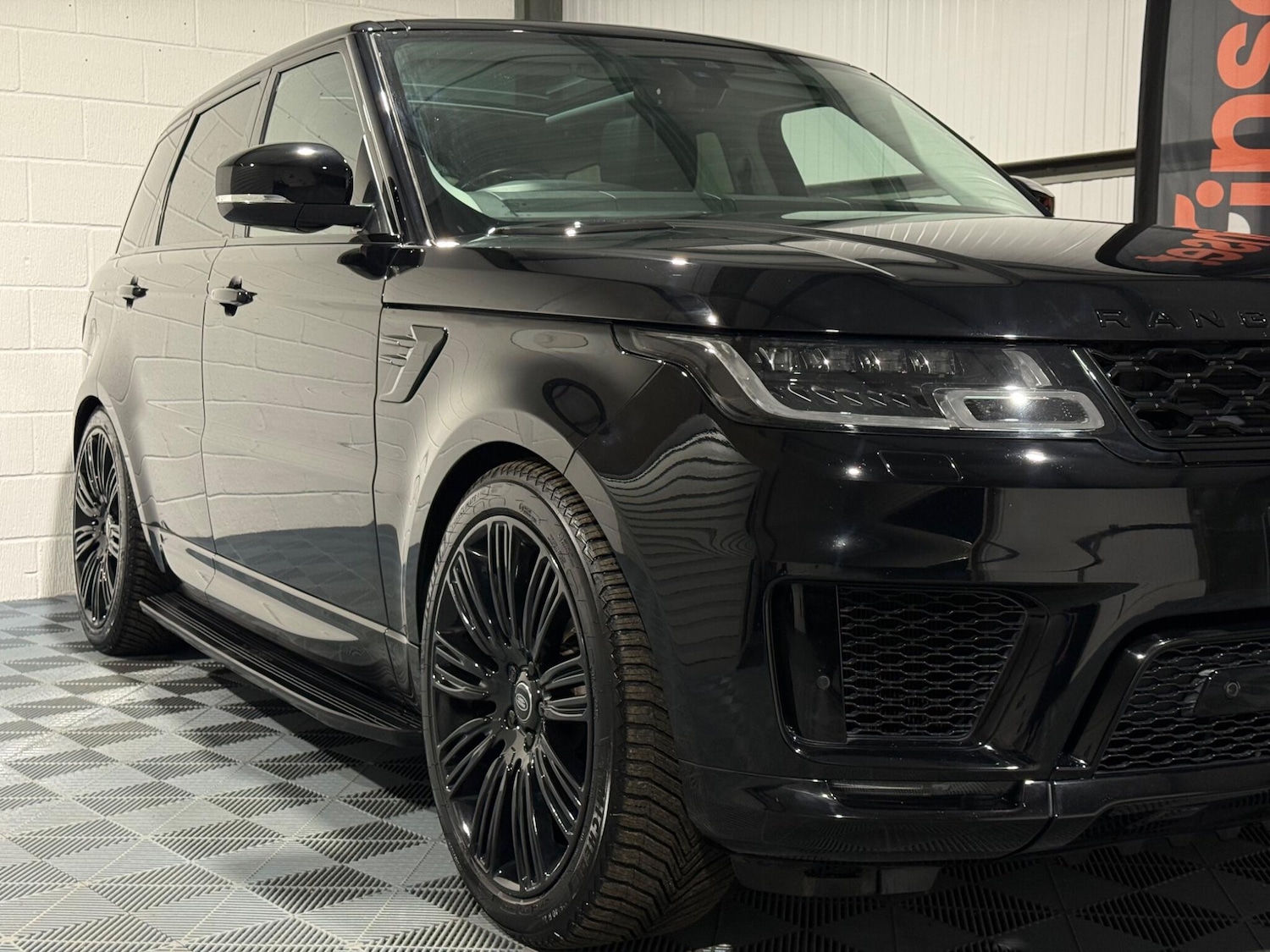 Used Land Rover Range Rover Sport 2018 for sale - 76561677: Photo 12