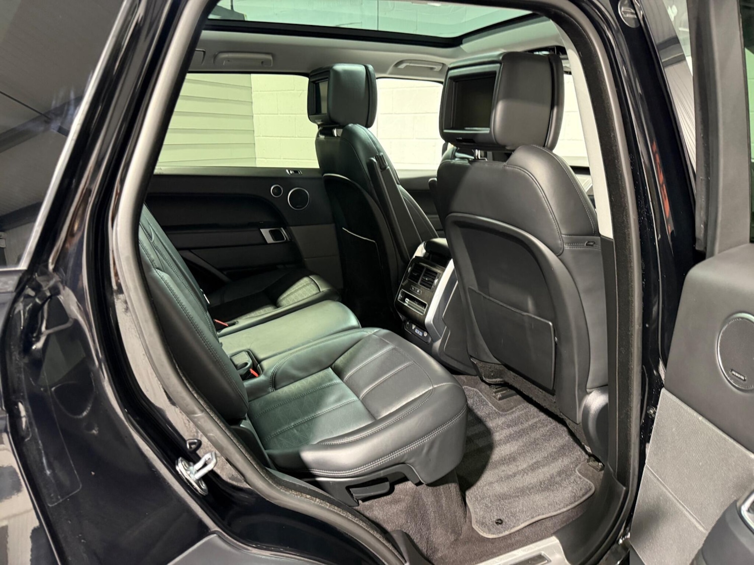 Used Land Rover Range Rover Sport 2018 for sale - 76561677: Photo 19