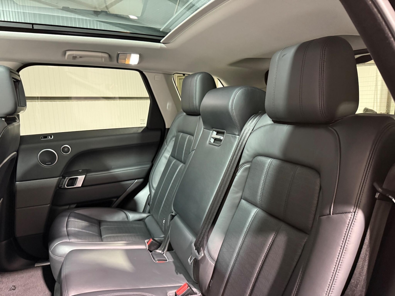 Used Land Rover Range Rover Sport 2018 for sale - 76561677: Photo 44