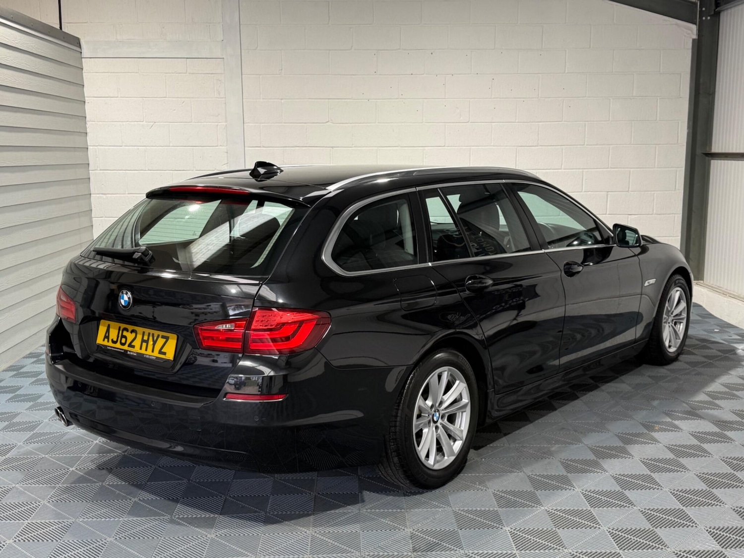 Used BMW 5 Series 2012 for sale - 77344773: Photo 31