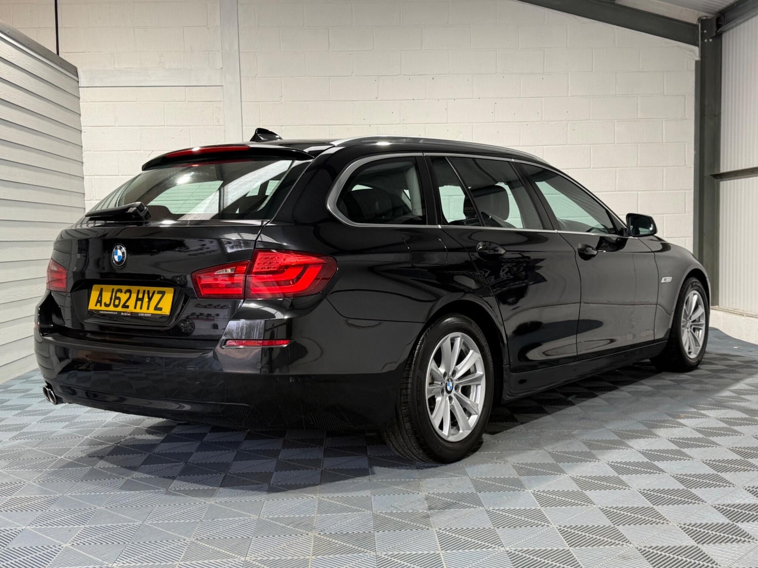 Used BMW 5 Series 2012 for sale - 77344773: Photo 32