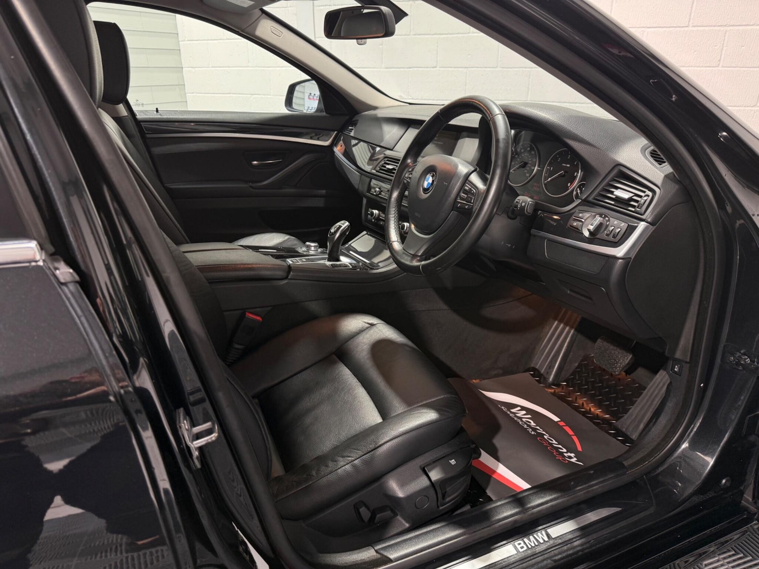 Used BMW 5 Series 2012 for sale - 77344773: Photo 41