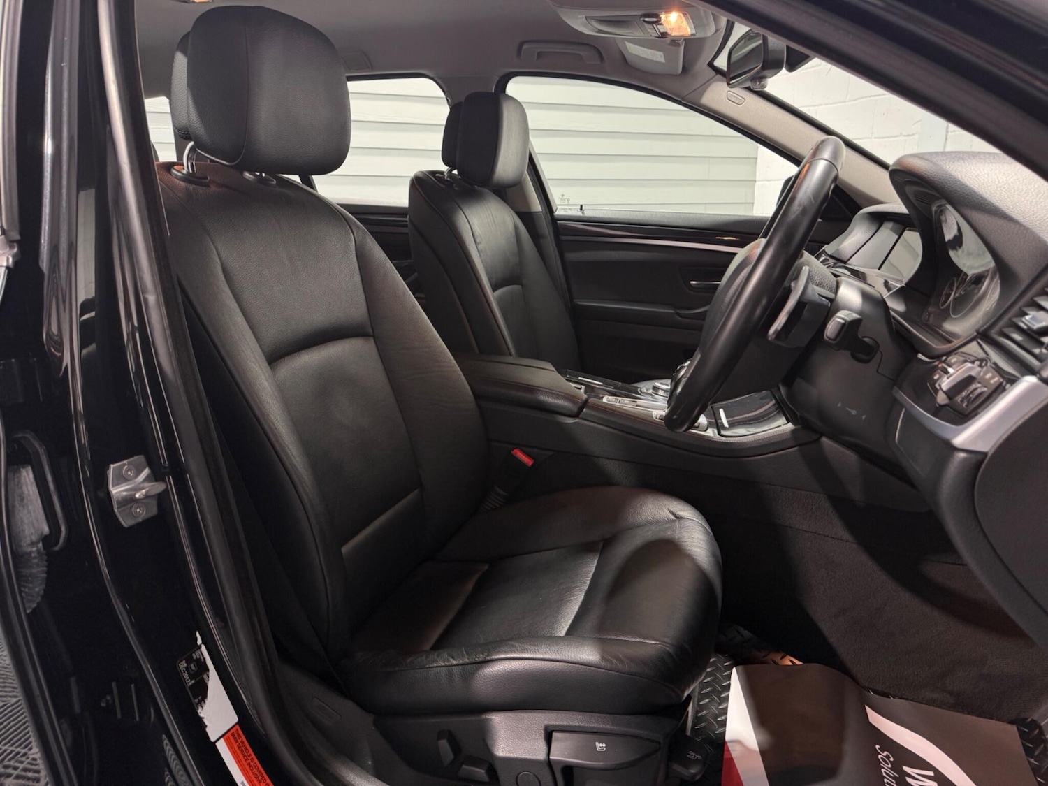 Used BMW 5 Series 2012 for sale - 77344773: Photo 42