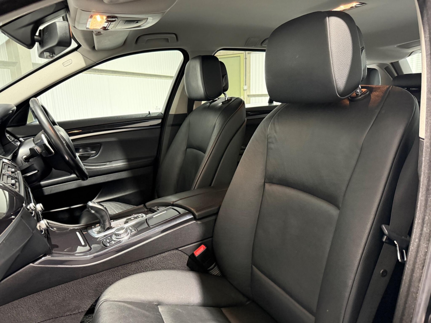 Used BMW 5 Series 2012 for sale - 77344773: Photo 68