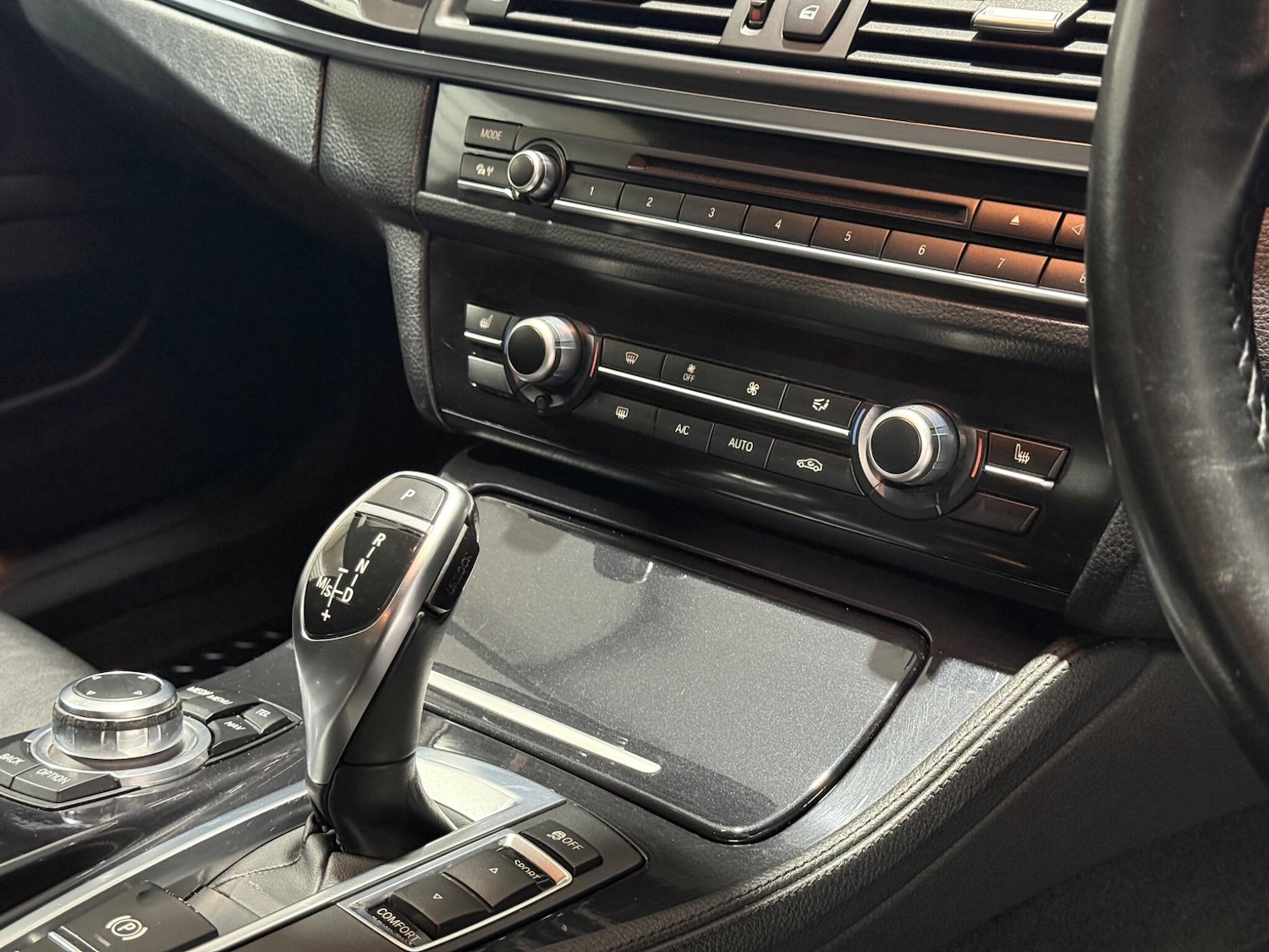 Used BMW 5 Series 2012 for sale - 77344773: Photo 76