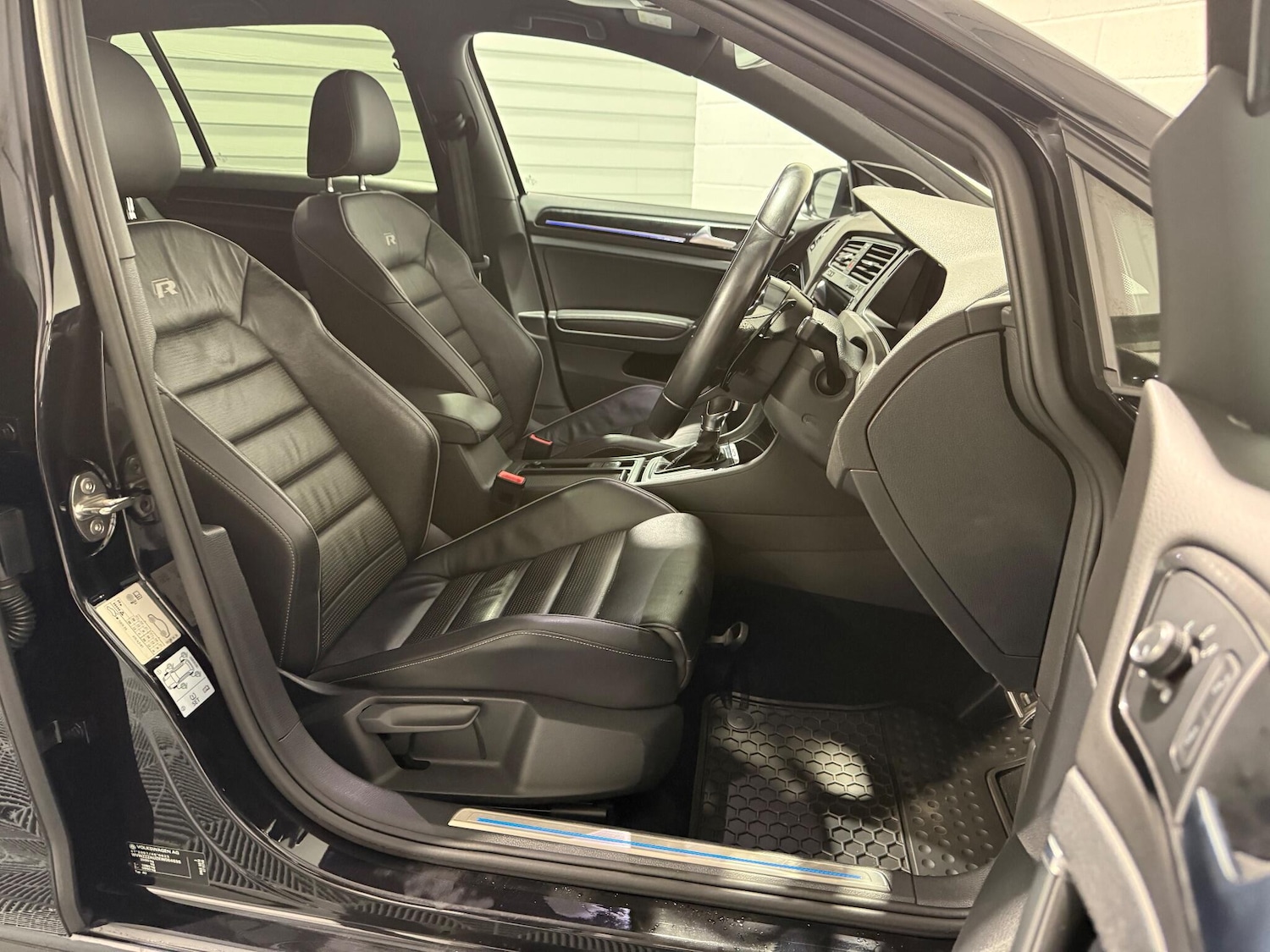 Used Volkswagen Golf 2019 for sale - 76926825: Photo 46