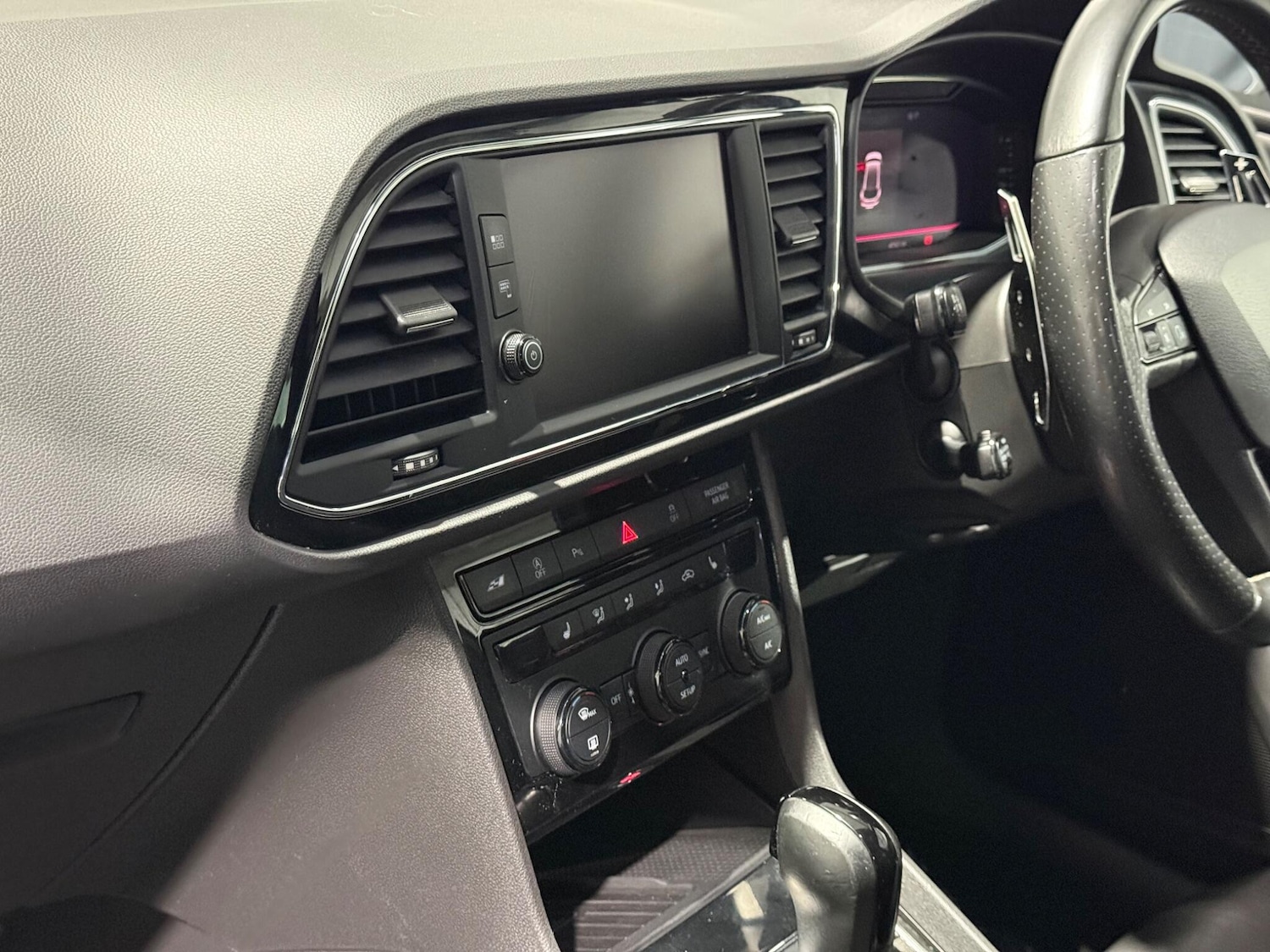 Used SEAT Leon 2019 for sale - 77344771: Photo 38