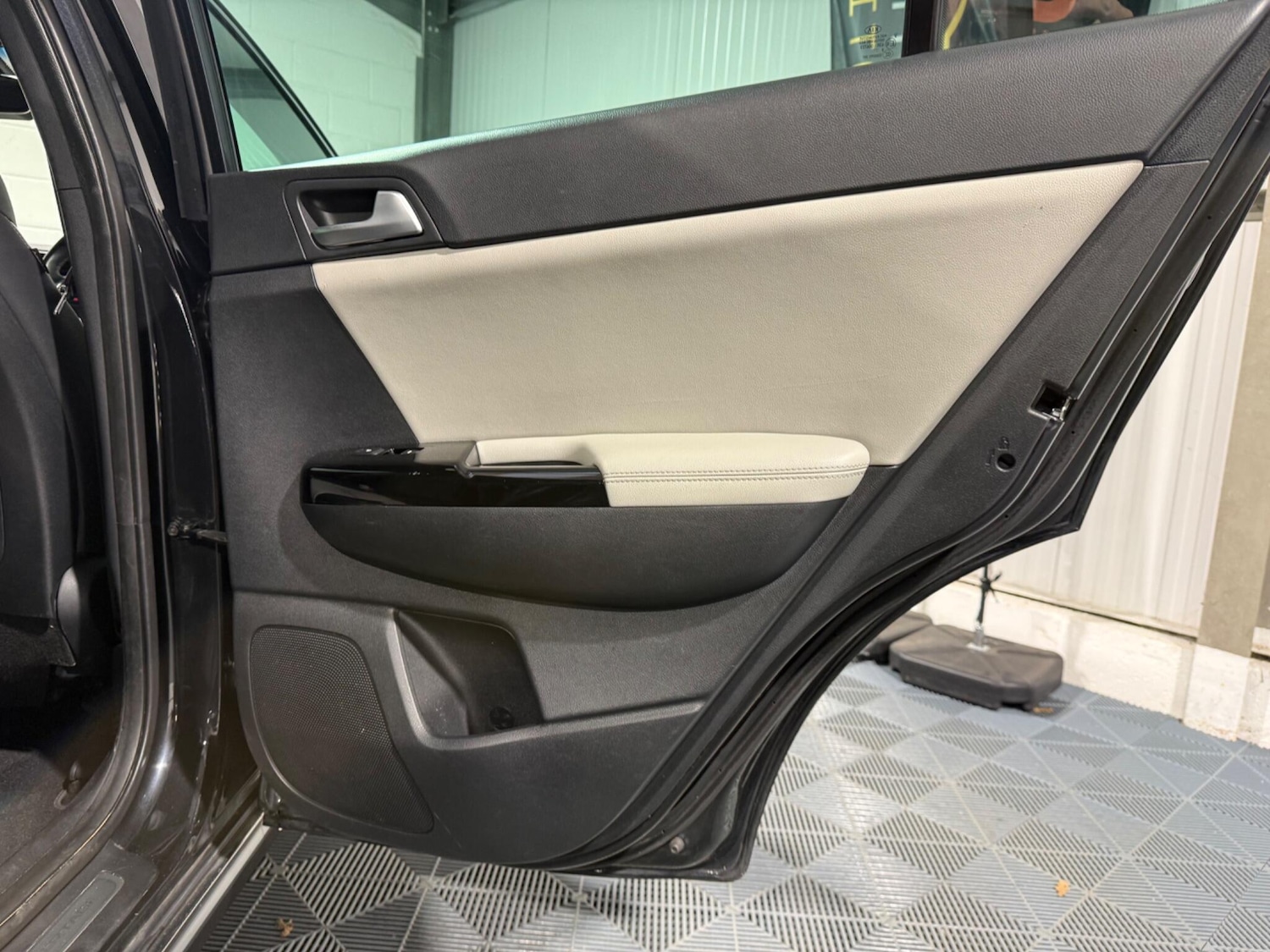 Used Kia Sportage 2017 for sale - 77377065: Photo 46