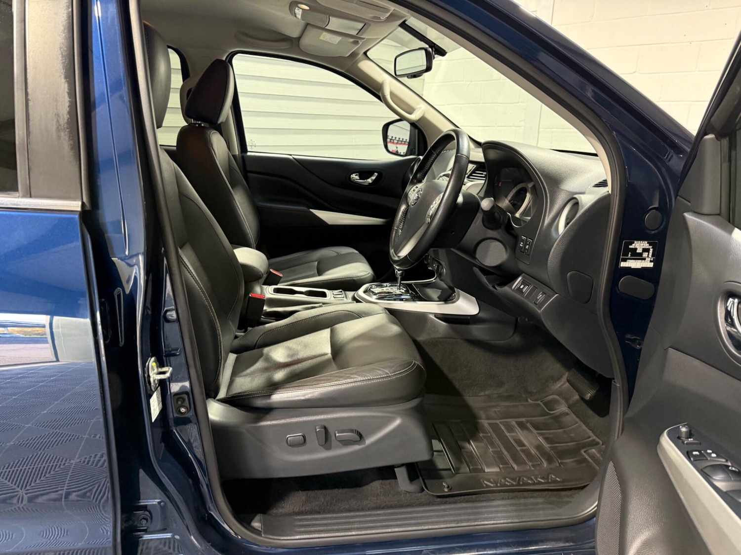 Used Nissan Navara 2019 for sale - 76377485: Photo 32