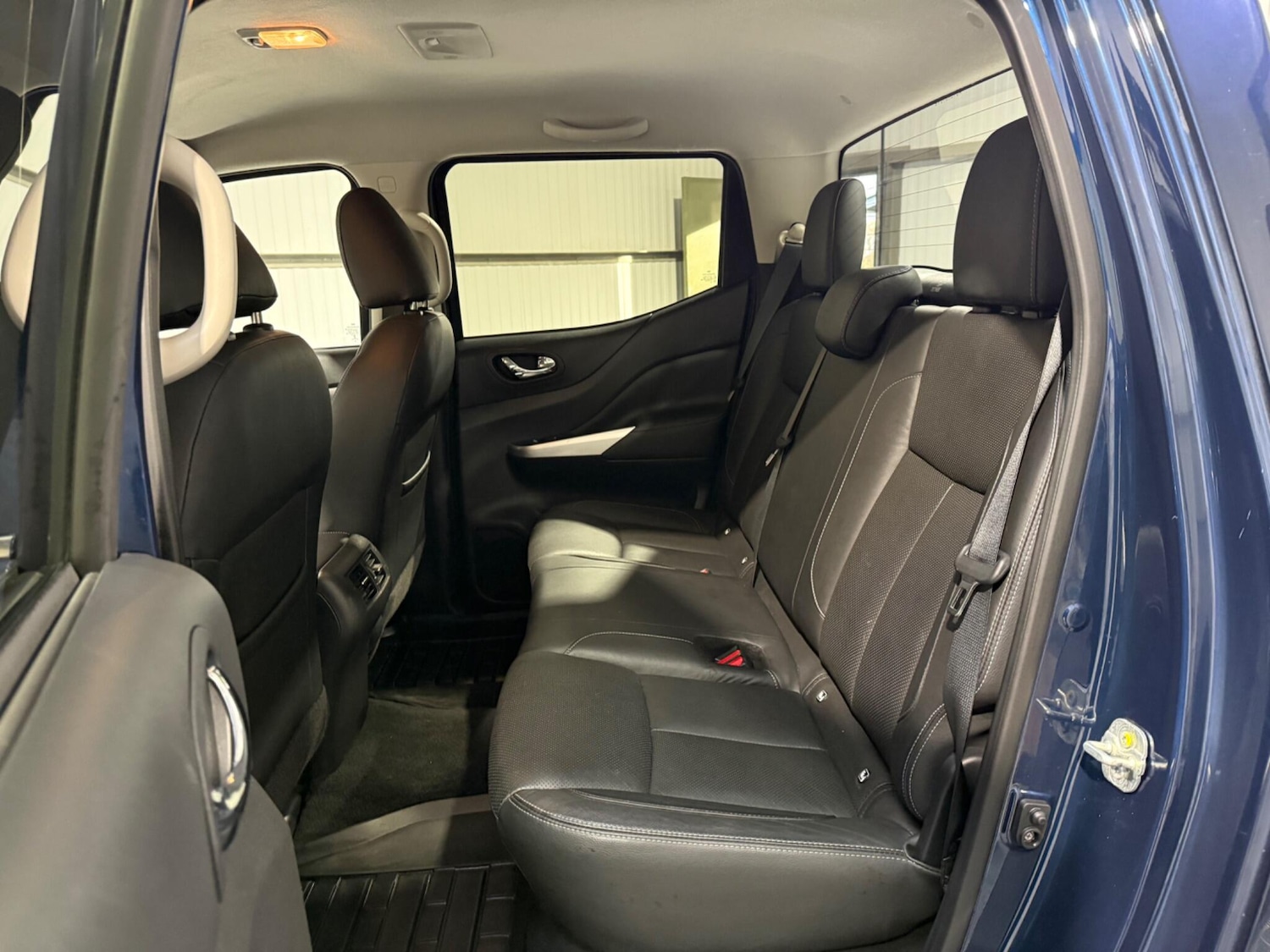 Used Nissan Navara 2019 for sale - 76377485: Photo 59