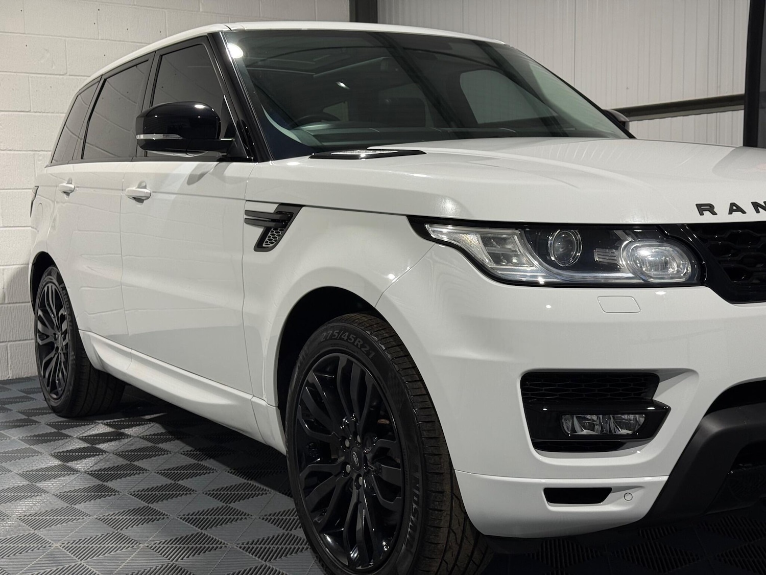 Used Land Rover Range Rover Sport 2015 for sale - 77143596: Photo 10