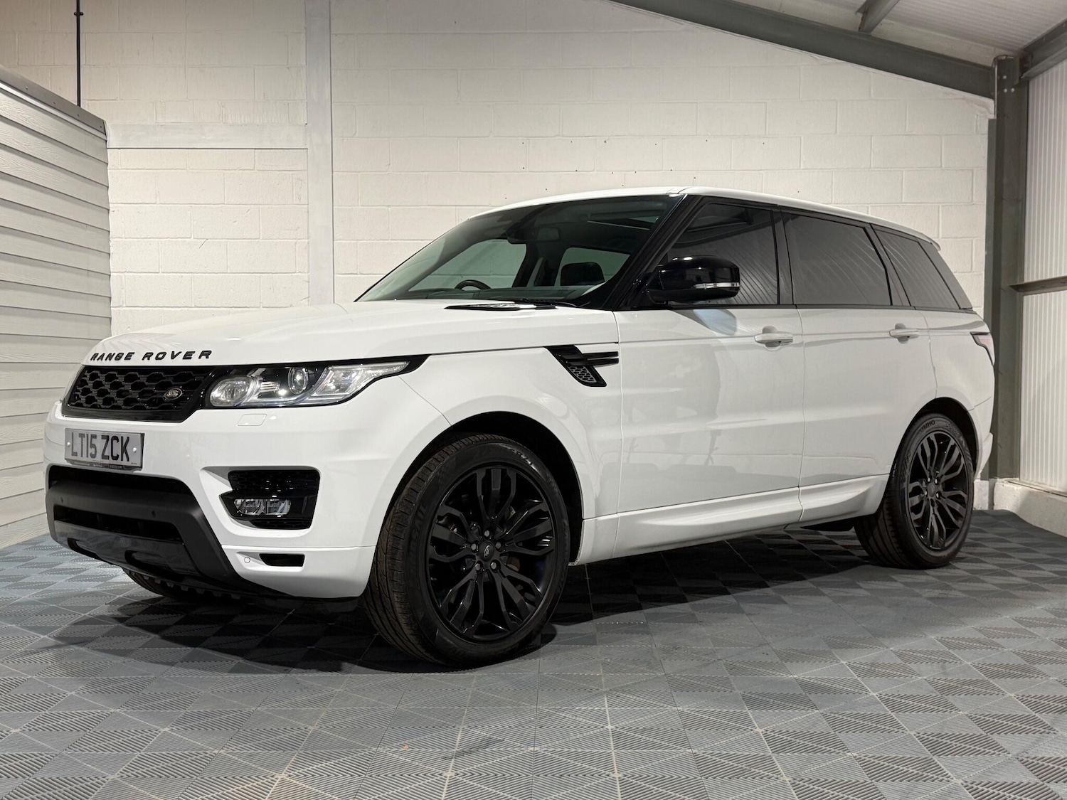 Used Land Rover Range Rover Sport 2015 for sale - 77143596: Photo 13