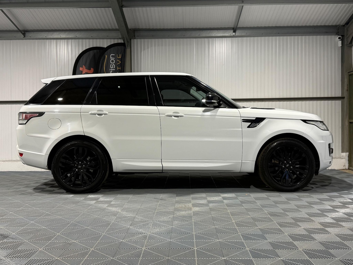 Used Land Rover Range Rover Sport 2015 for sale - 77143596: Photo 25