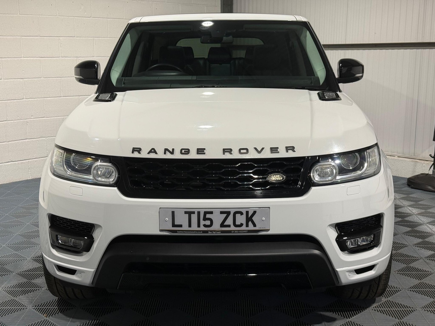 Used Land Rover Range Rover Sport 2015 for sale - 77143596: Photo 4