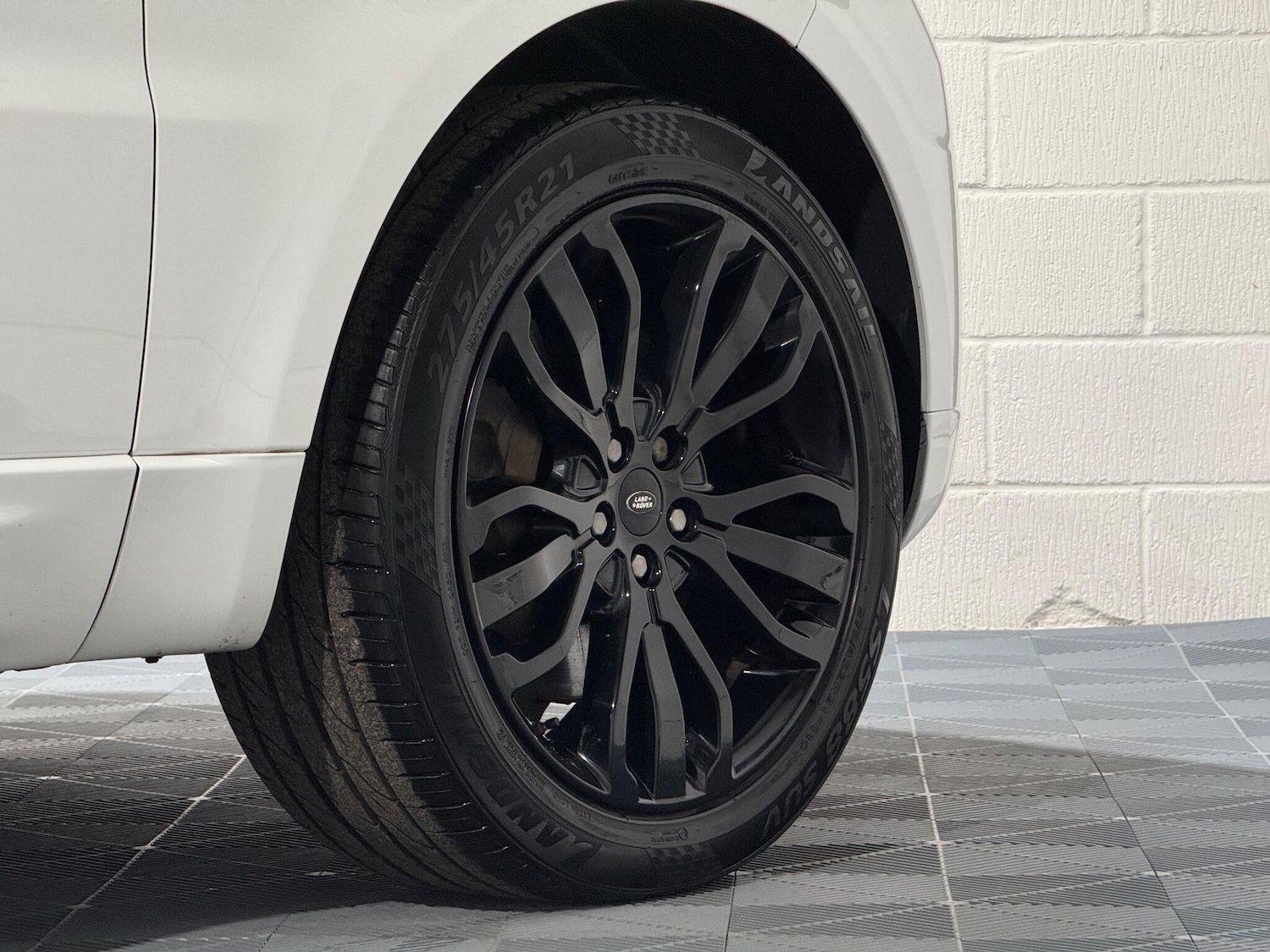 Used Land Rover Range Rover Sport 2015 for sale - 77143596: Photo 8