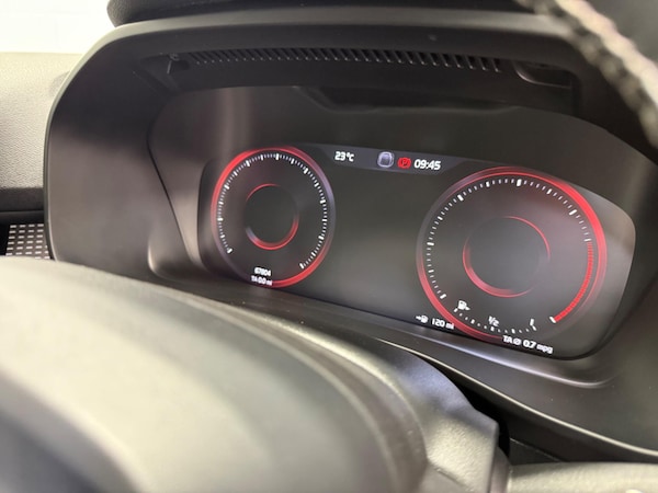 Used Volvo XC40 2019 for sale - 75634612: Photo 54
