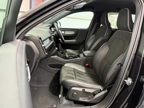 Used Volvo XC40 2019 for sale - 75634612: Photo 57