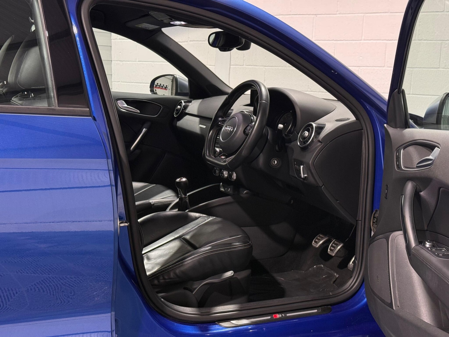 Used Audi S1 2015 for sale - 76361278: Photo 2