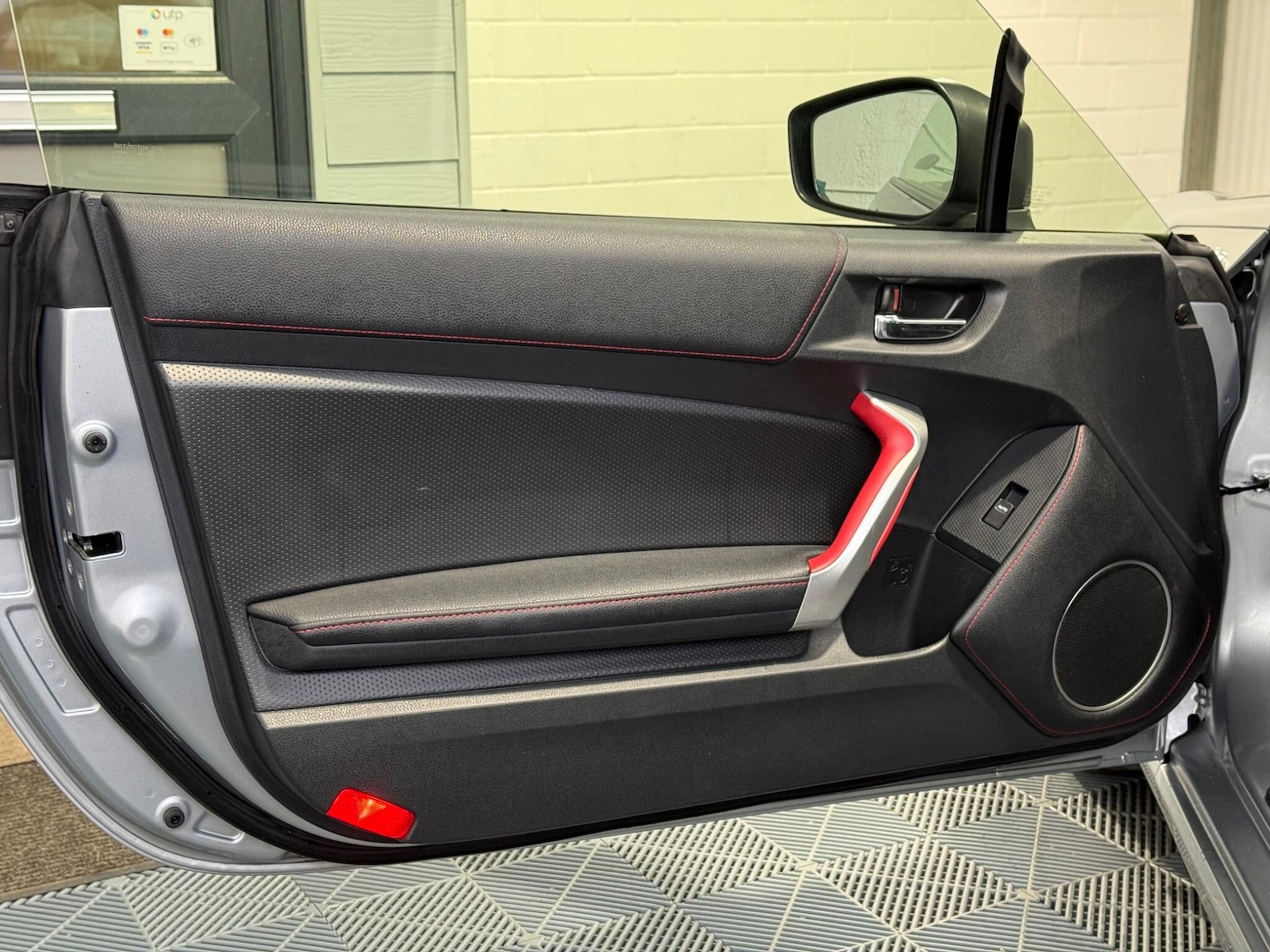 Used Toyota GT86 2016 for sale - 76432353: Photo 32