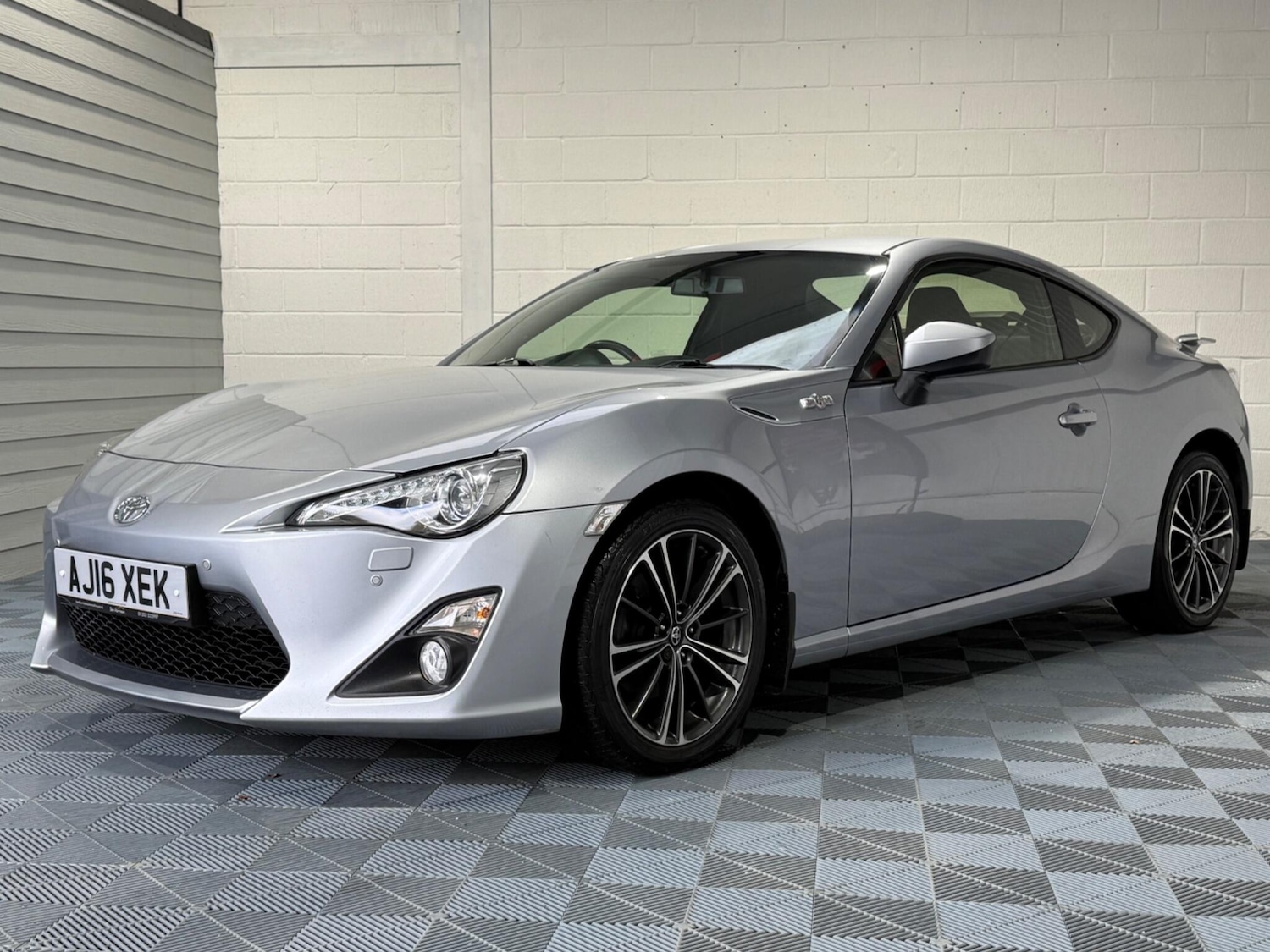 Used Toyota GT86 2016 for sale - 76432353: Photo 5
