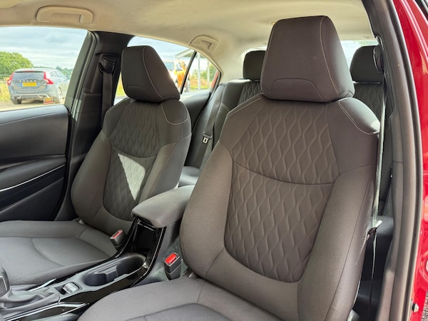 Used Toyota Corolla 2020 for sale - 75414213: Photo 53