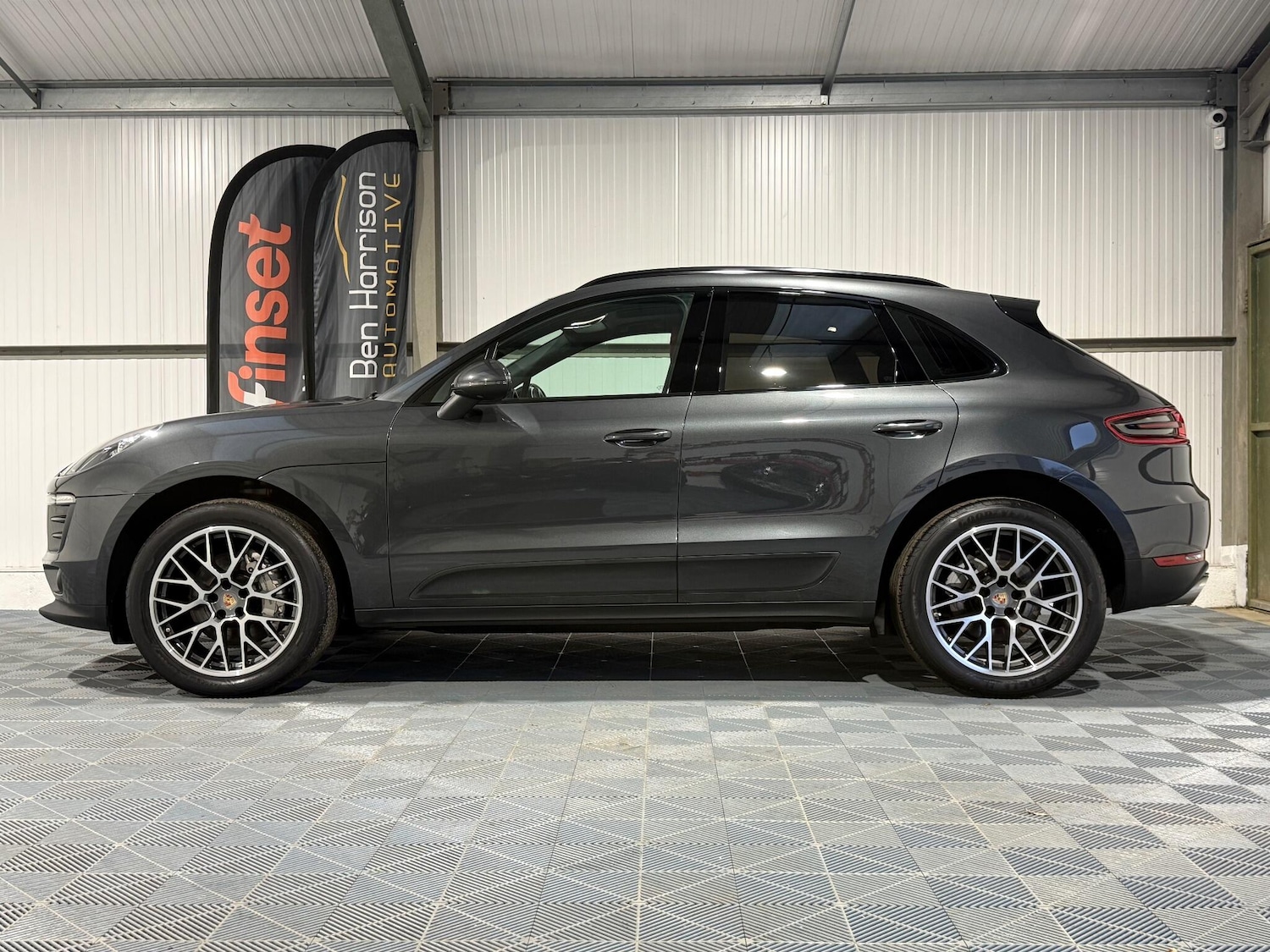 Used Porsche Macan 2016 for sale - 76913926: Photo 19