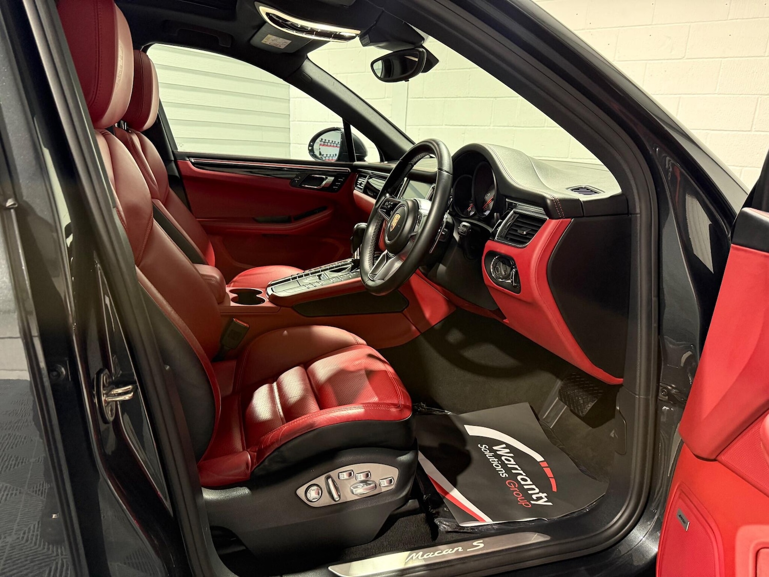 Used Porsche Macan 2016 for sale - 76913926: Photo 37