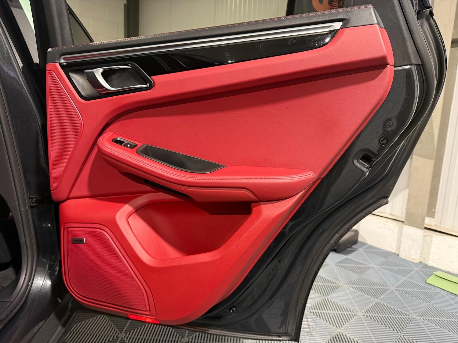 Used Porsche Macan 2016 for sale - 76913926: Photo 46