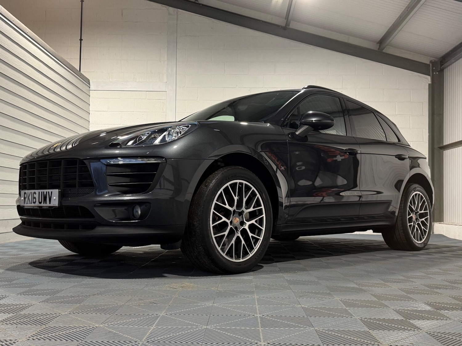 Used Porsche Macan 2016 for sale - 76913926: Photo 73