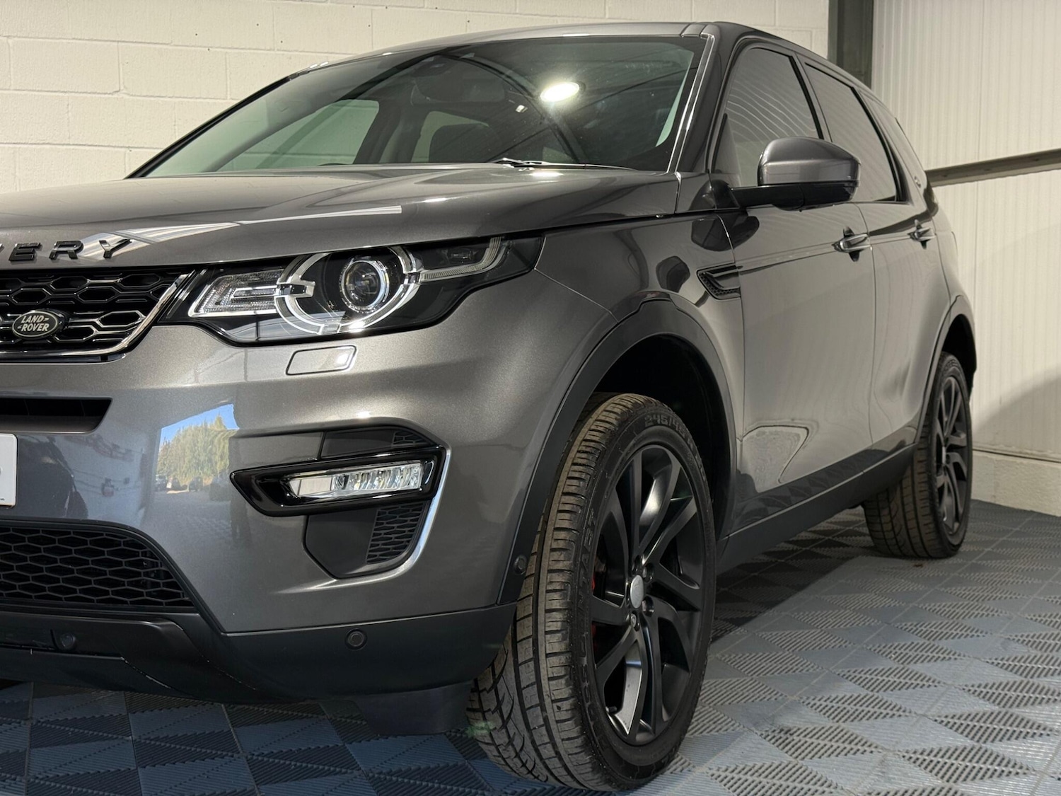 Used Land Rover Discovery Sport for sale - 76072707: Photo 16