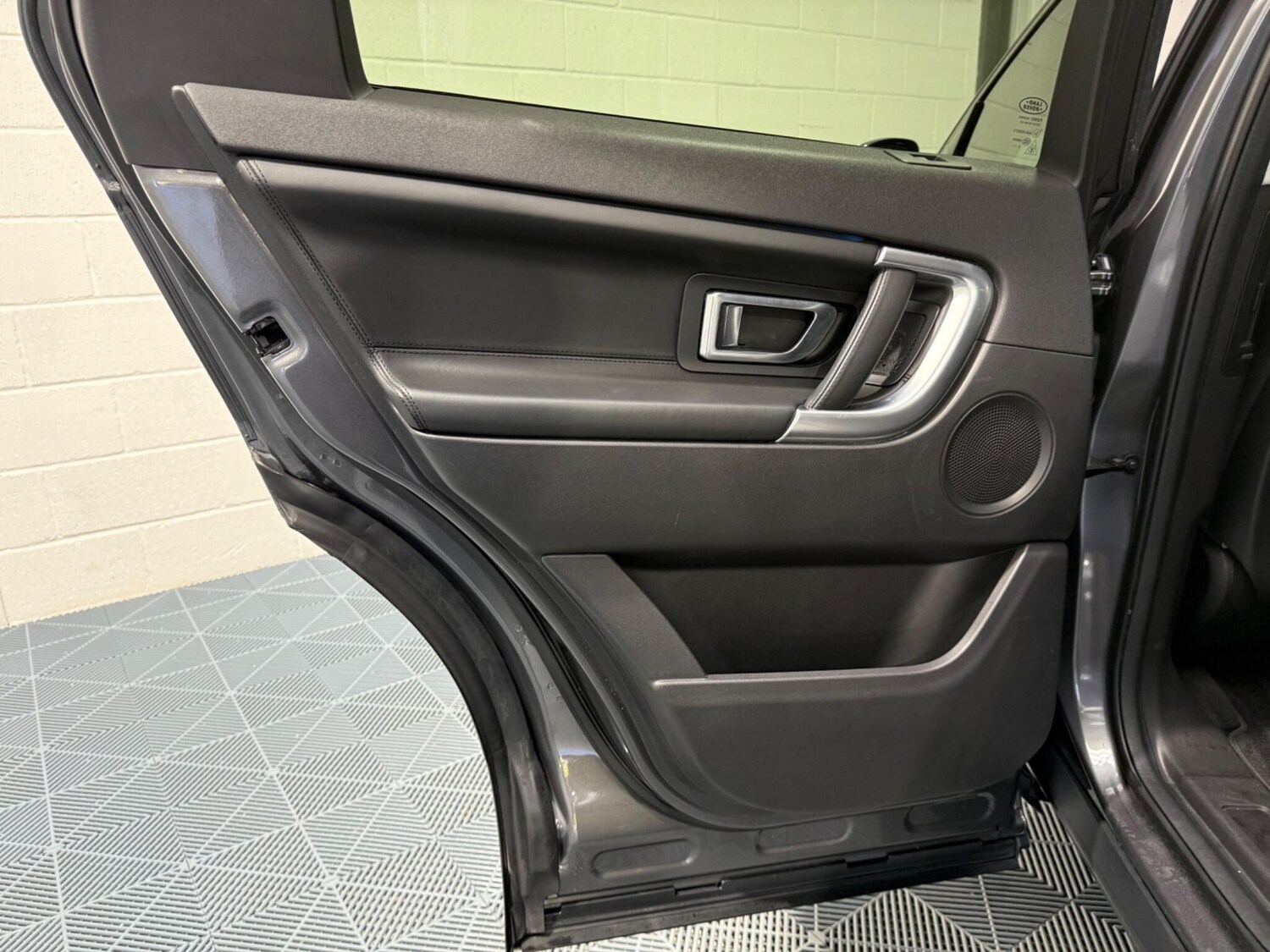 Used Land Rover Discovery Sport for sale - 76072707: Photo 52