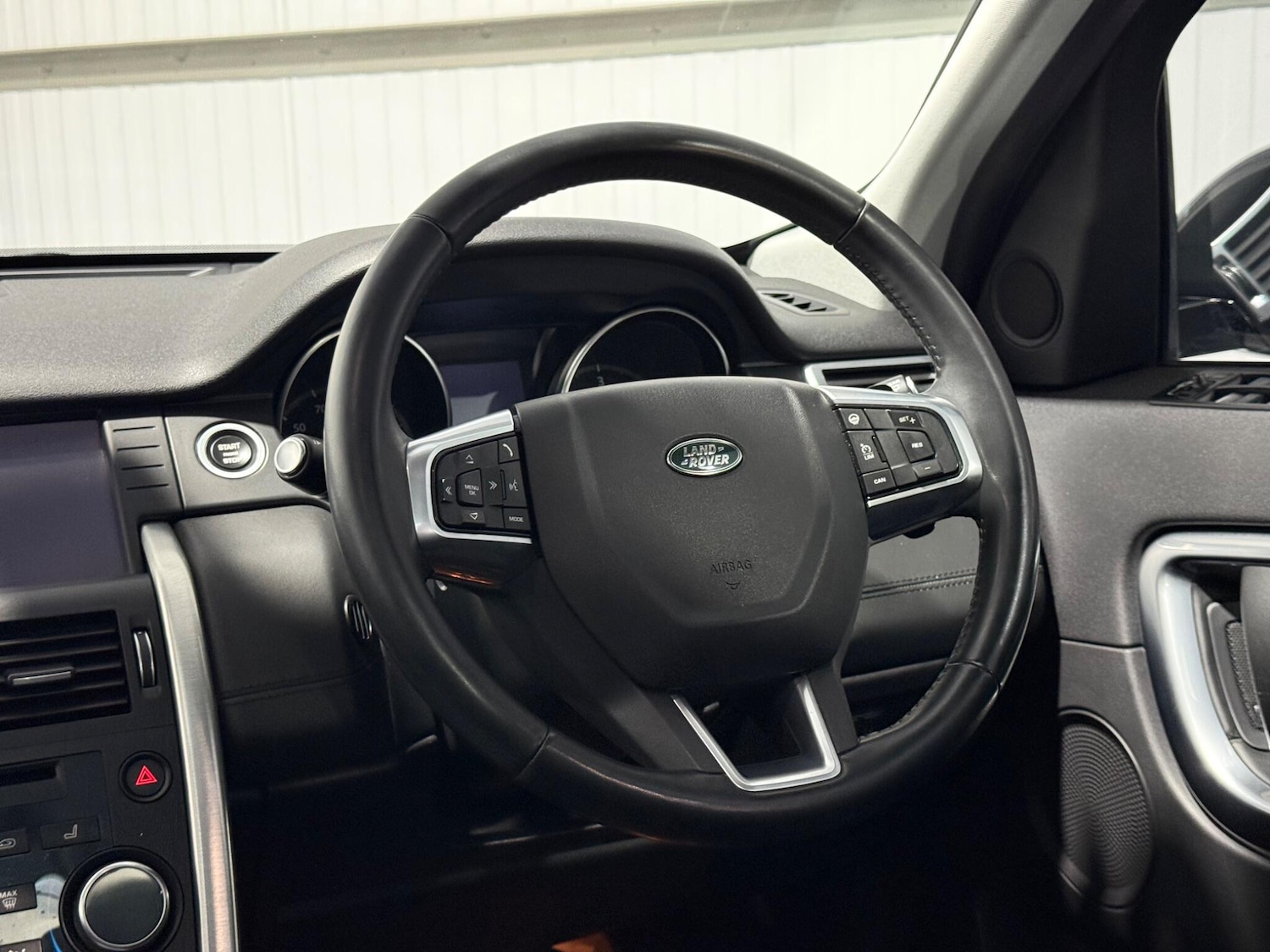 Used Land Rover Discovery Sport for sale - 76072707: Photo 58