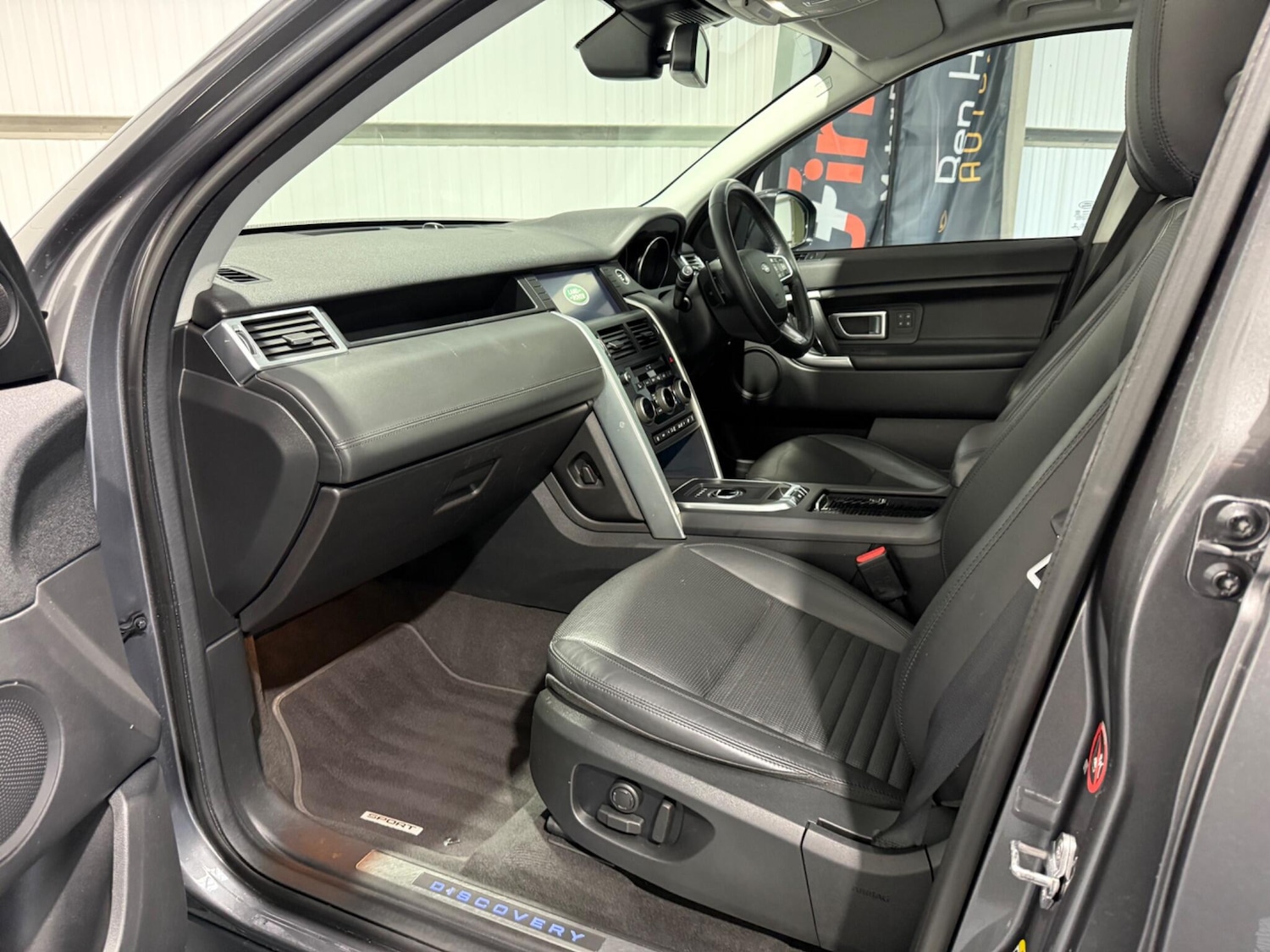Used Land Rover Discovery Sport for sale - 76072707: Photo 62