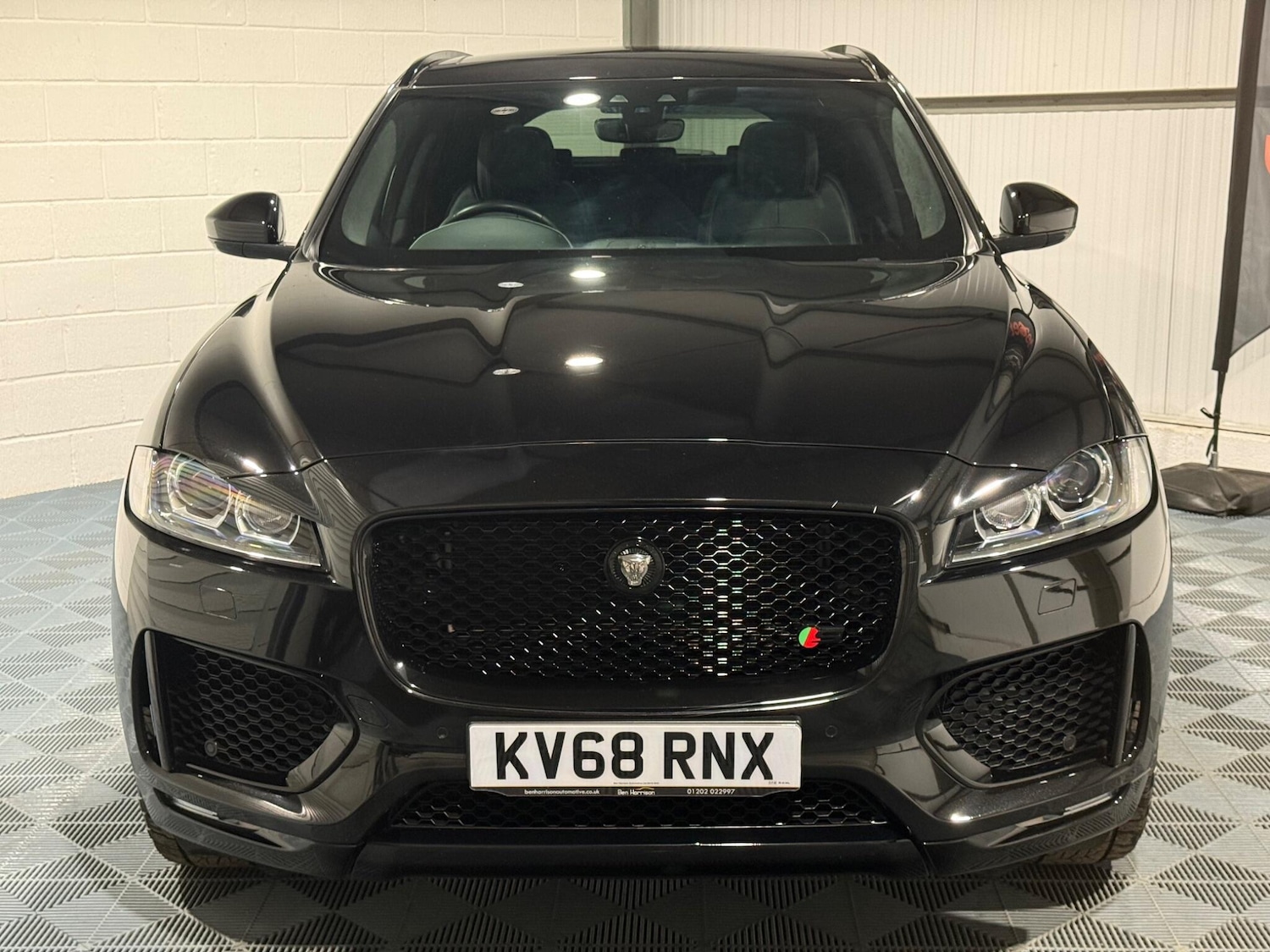 Used Jaguar F-Pace 2018 for sale - 76728240: Photo 15