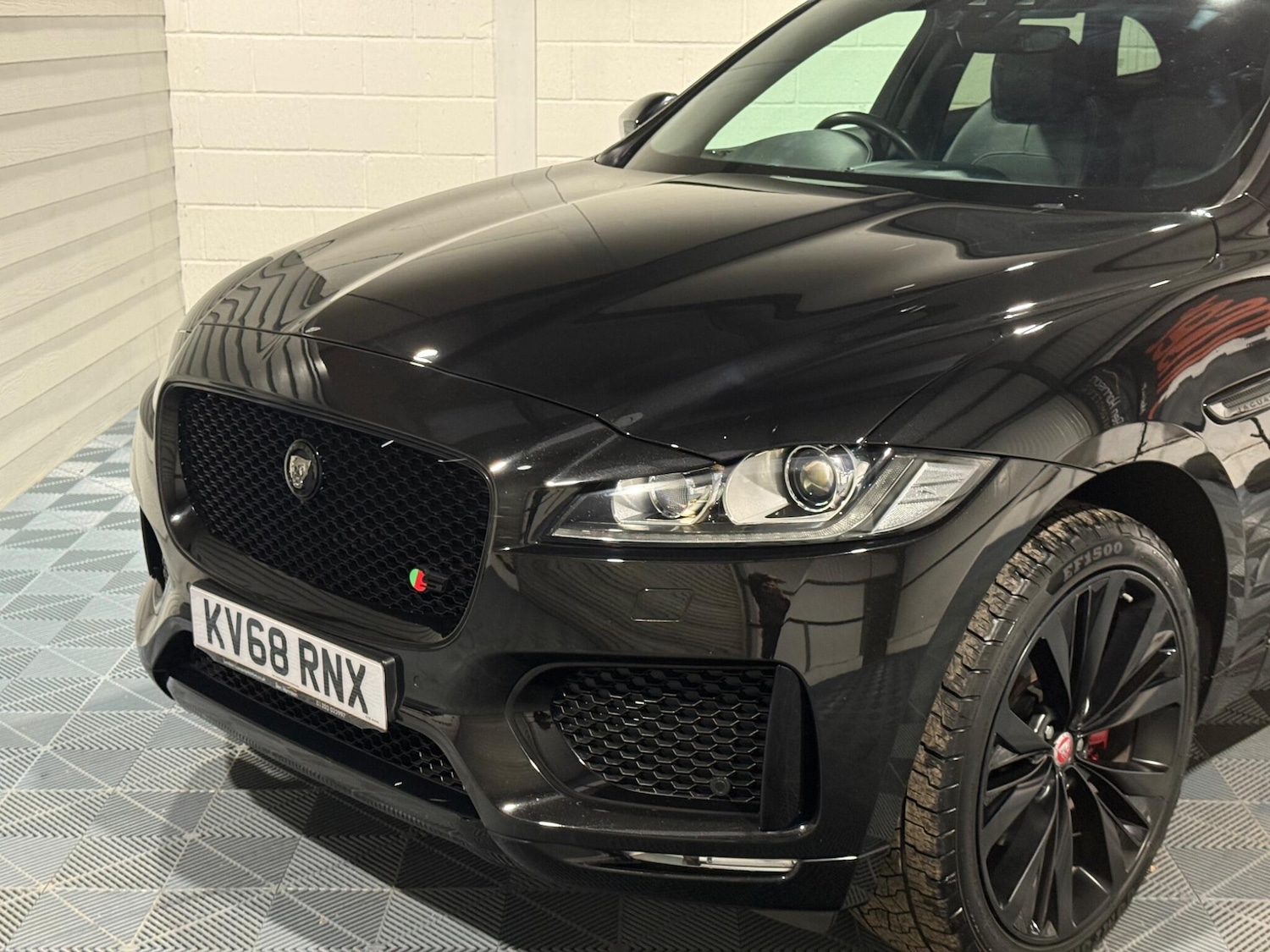 Used Jaguar F-Pace 2018 for sale - 76728240: Photo 16