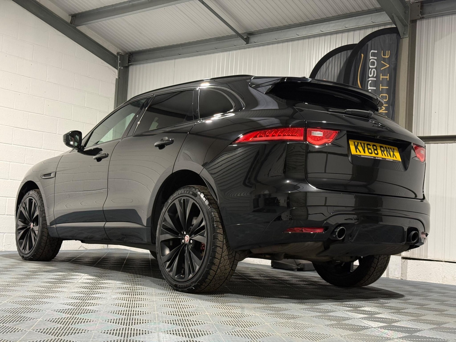 Used Jaguar F-Pace 2018 for sale - 76728240: Photo 21