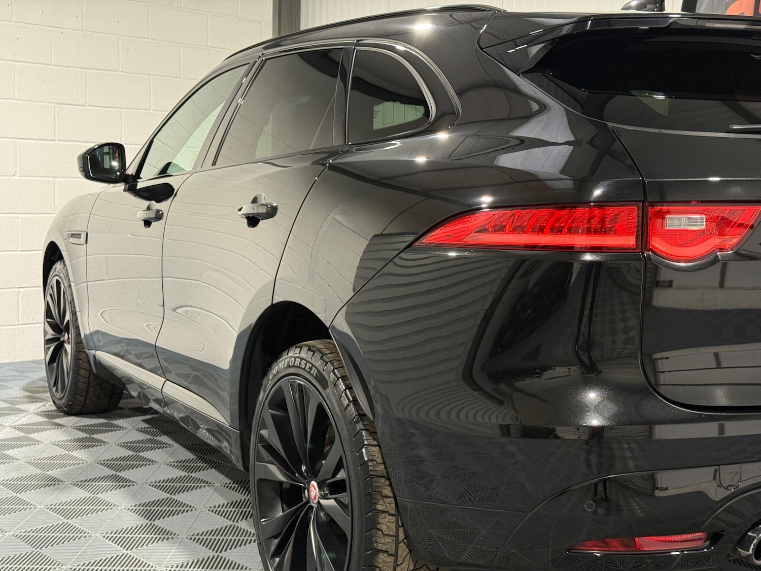 Used Jaguar F-Pace 2018 for sale - 76728240: Photo 22