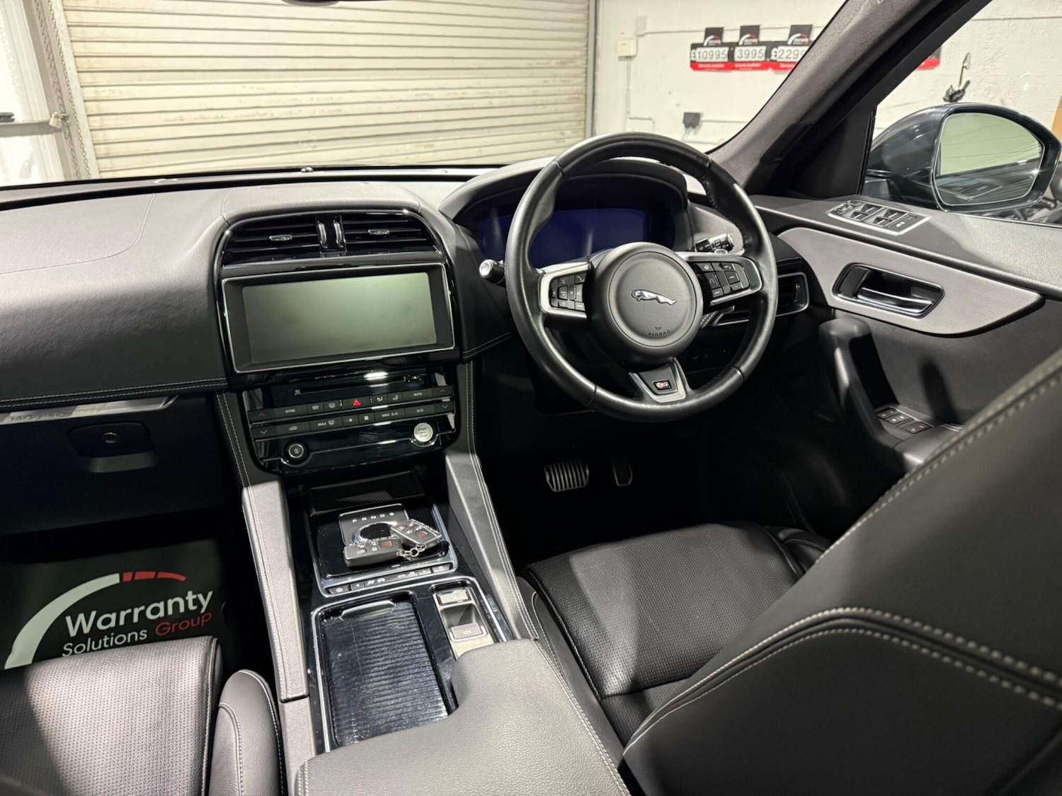 Used Jaguar F-Pace 2018 for sale - 76728240: Photo 38