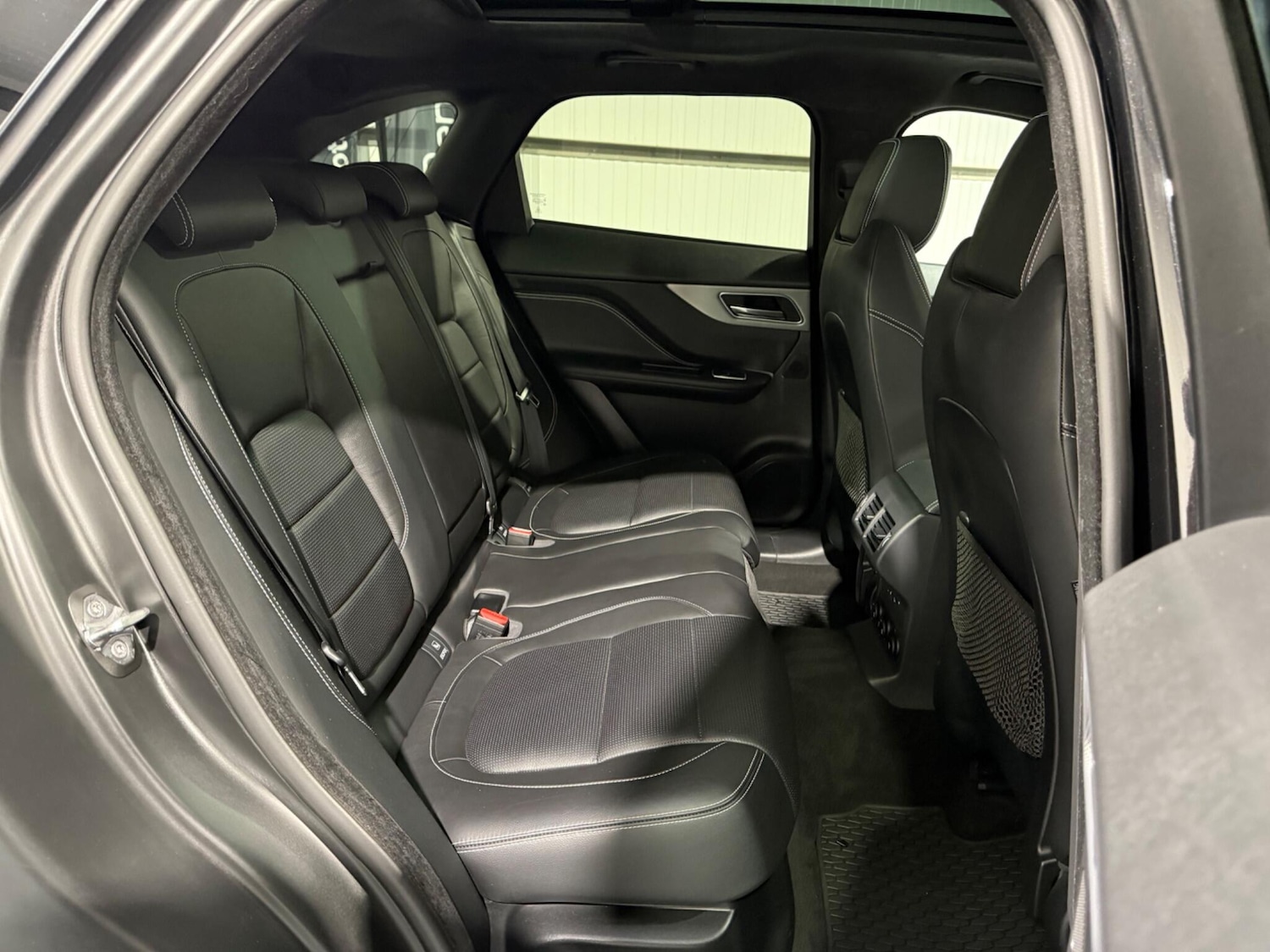 Used Jaguar F-Pace 2018 for sale - 76728240: Photo 44