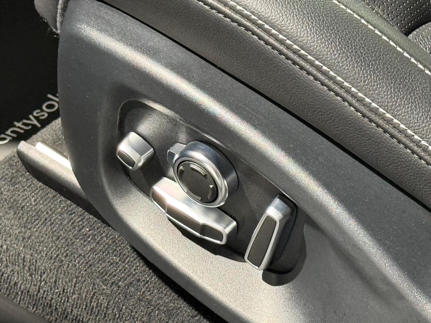 Used Jaguar F-Pace 2018 for sale - 76728240: Photo 46