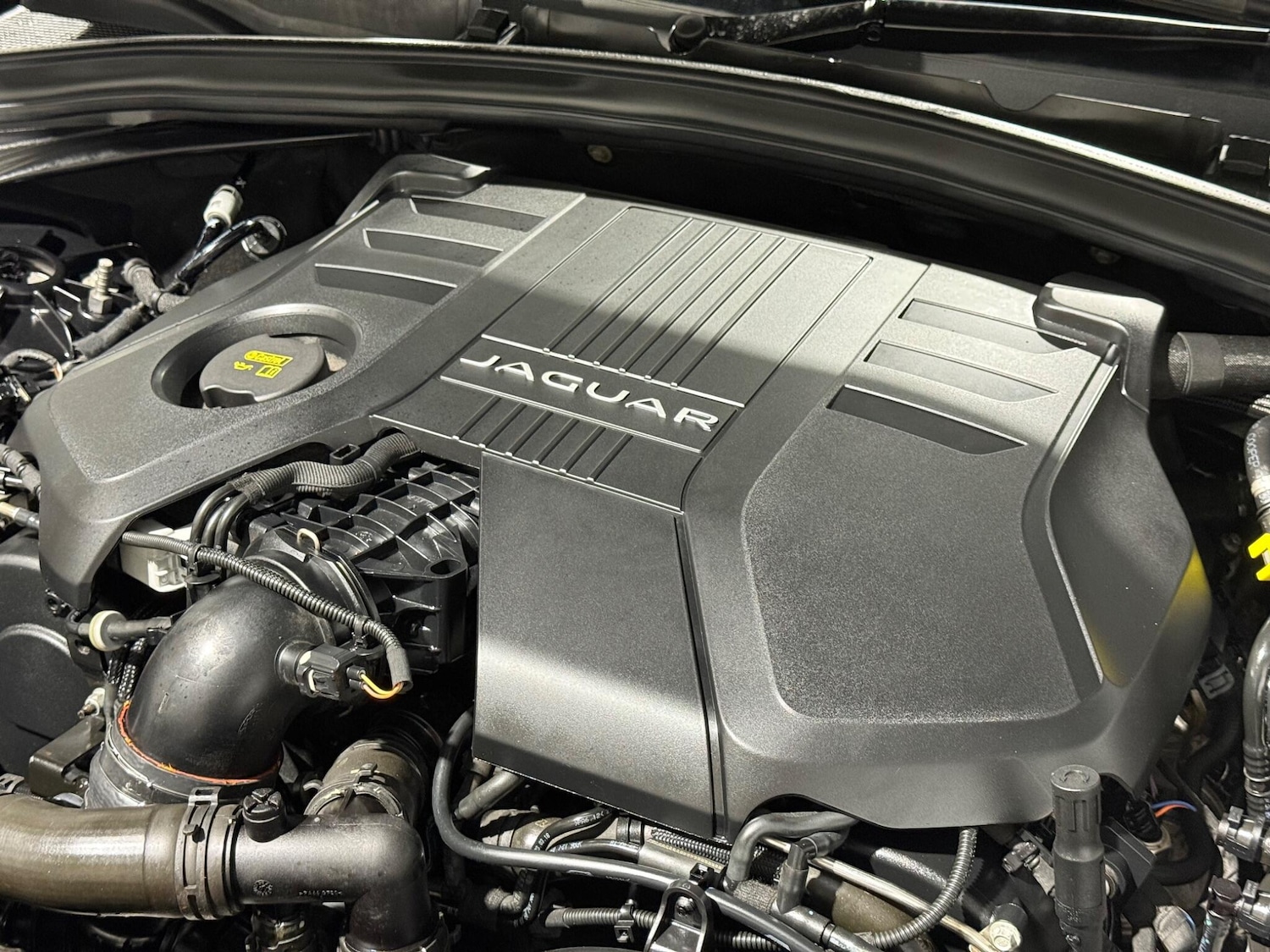 Used Jaguar F-Pace 2018 for sale - 76728240: Photo 55