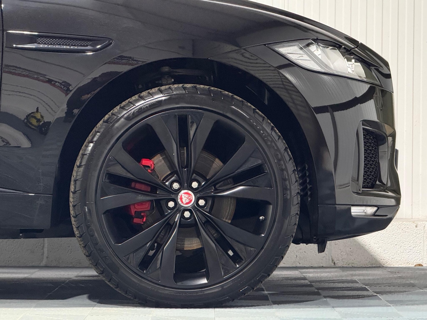 Used Jaguar F-Pace 2018 for sale - 76728240: Photo 58