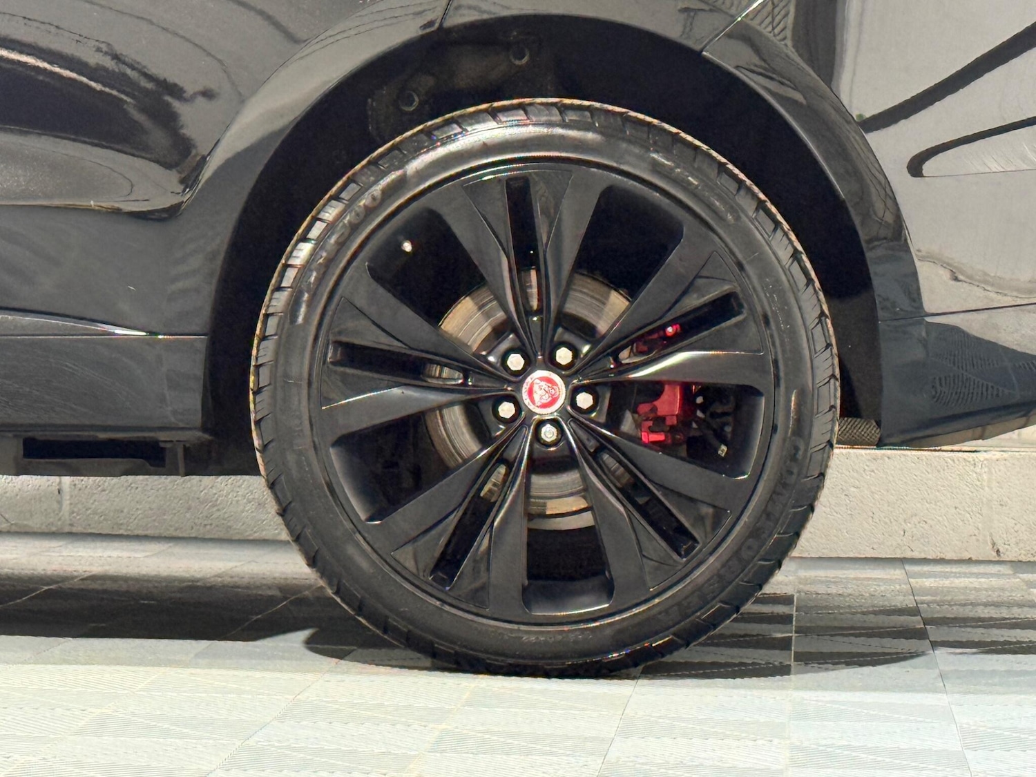 Used Jaguar F-Pace 2018 for sale - 76728240: Photo 60