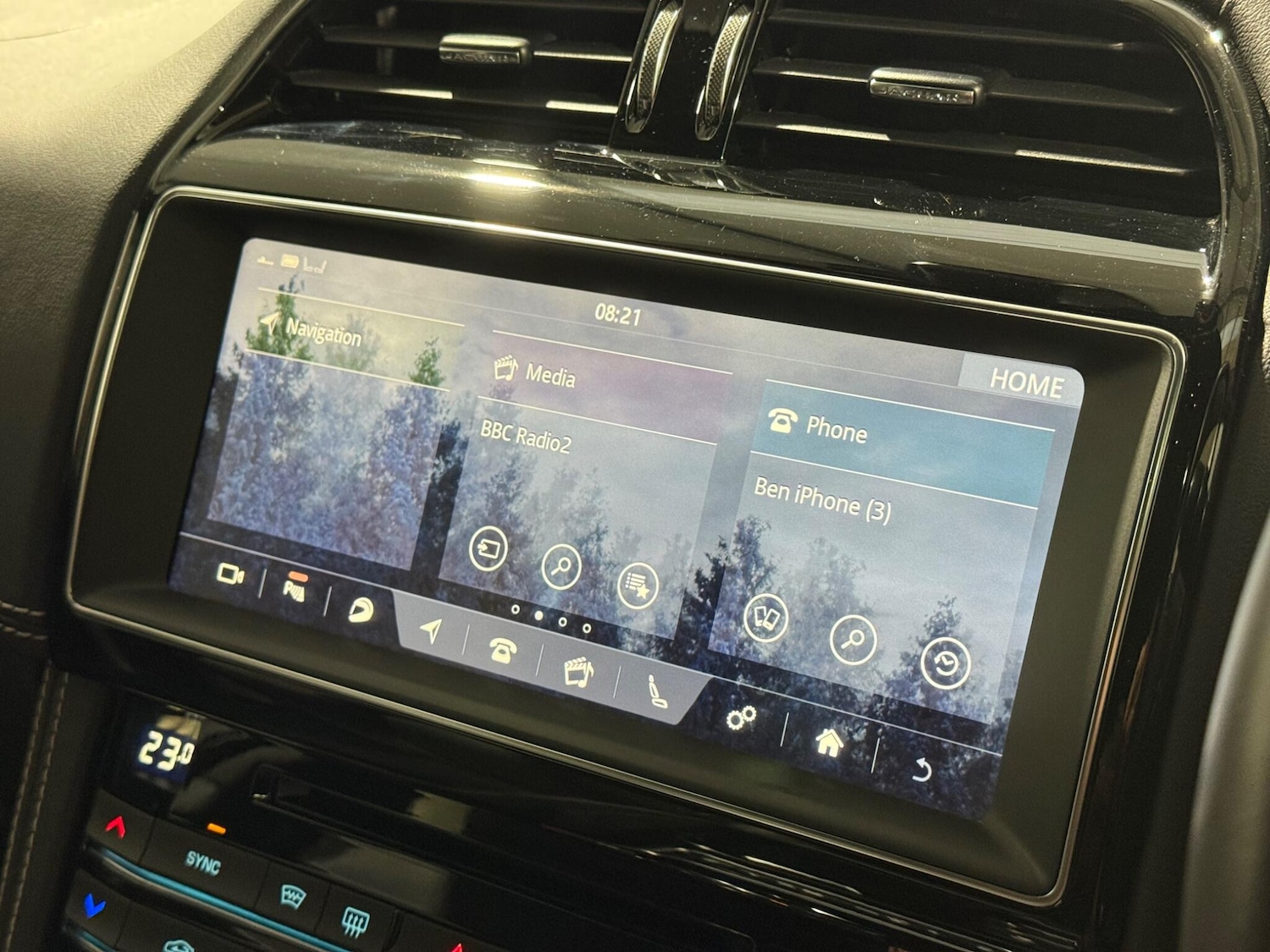 Used Jaguar F-Pace 2018 for sale - 76728240: Photo 62