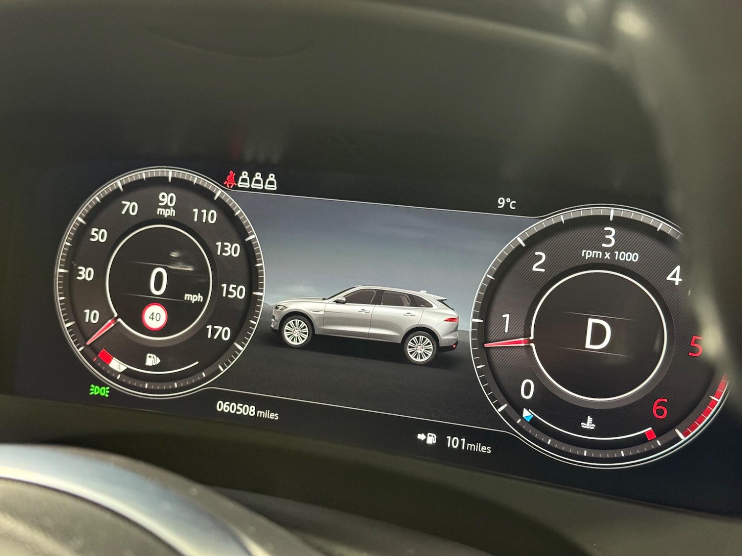 Used Jaguar F-Pace 2018 for sale - 76728240: Photo 64