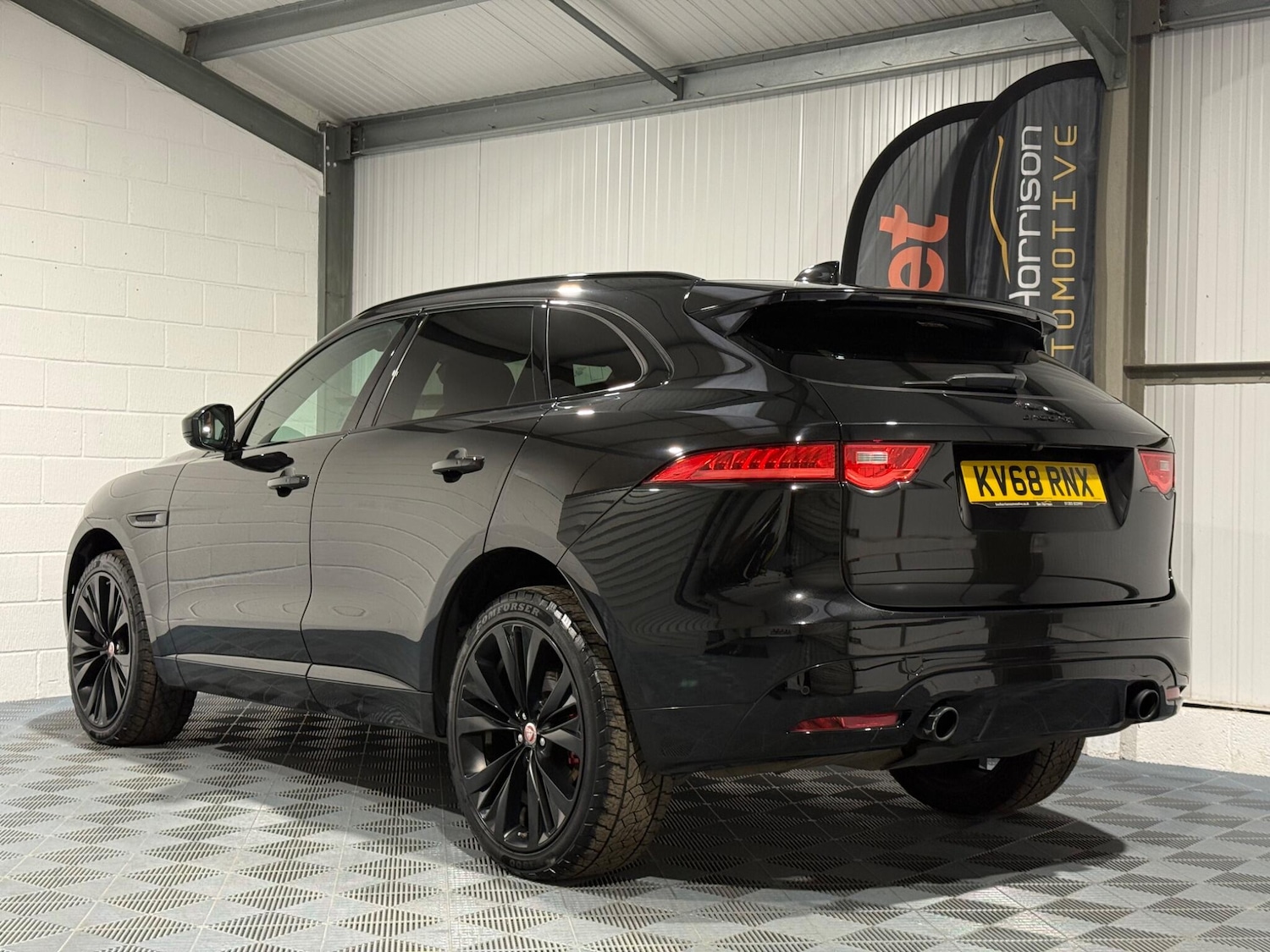 Used Jaguar F-Pace 2018 for sale - 76728240: Photo 7