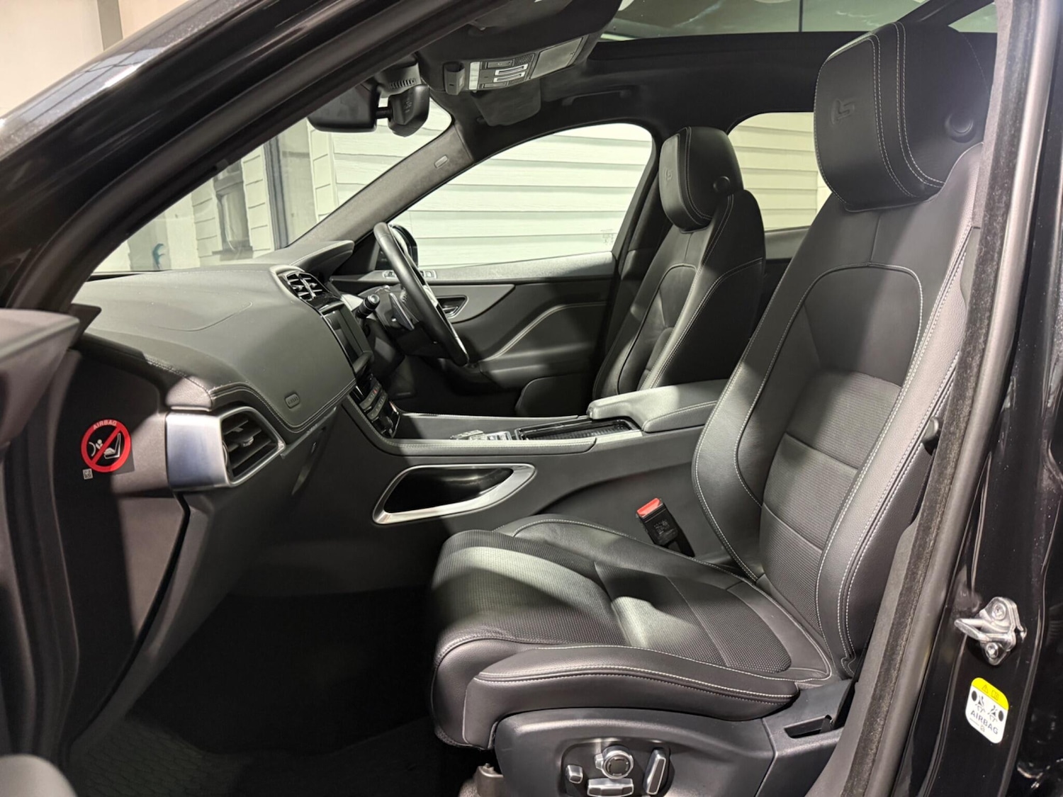 Used Jaguar F-Pace 2018 for sale - 76728240: Photo 71