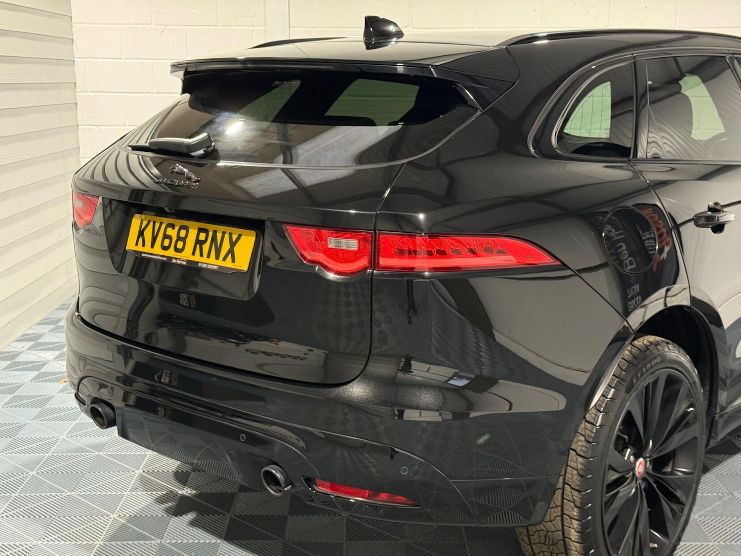 Used Jaguar F-Pace 2018 for sale - 76728240: Photo 87