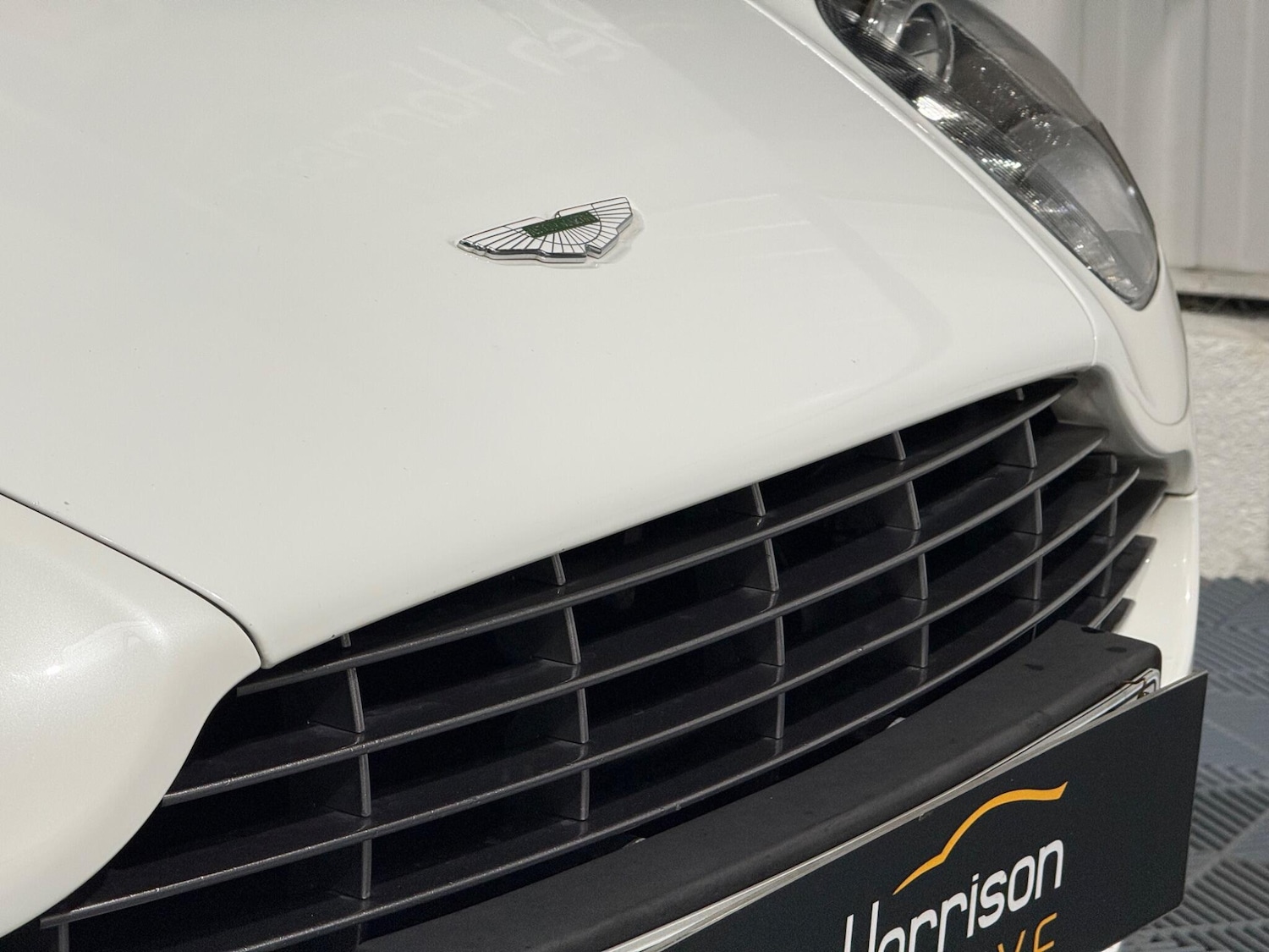 Used Aston Martin Vantage 2012 for sale - 76988591: Photo 81